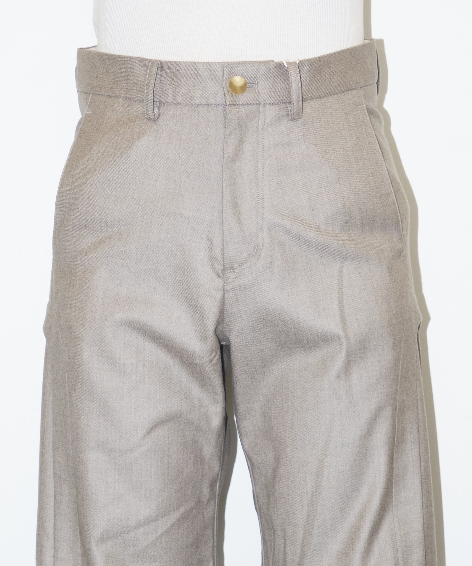 BRAID CUTTING TUCK PANTS STEAF