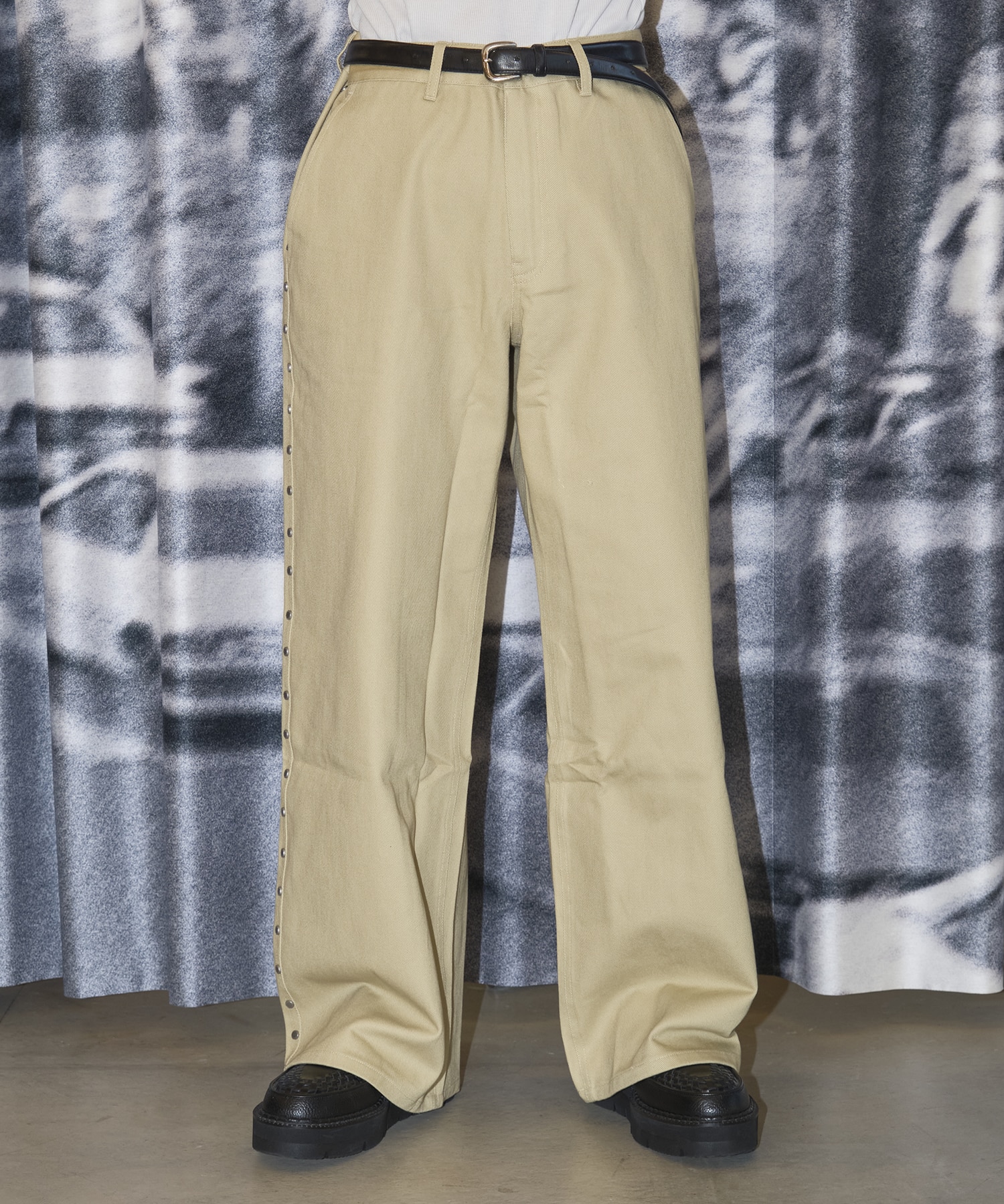 SUPER BAGGY STUDDED PANTS AFB