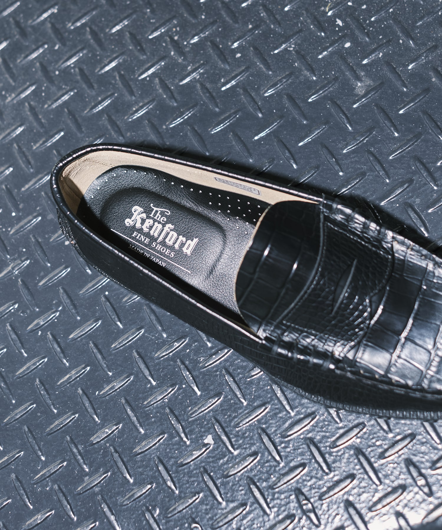 EMBOSSED LOAFERS BLACK CROCODILE COMBI The Kenford FINESHOES