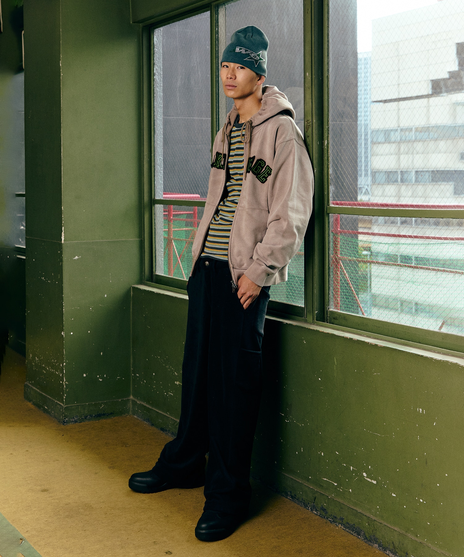 Faded Embroidery Zip Up Hoodie WOKE EDGE