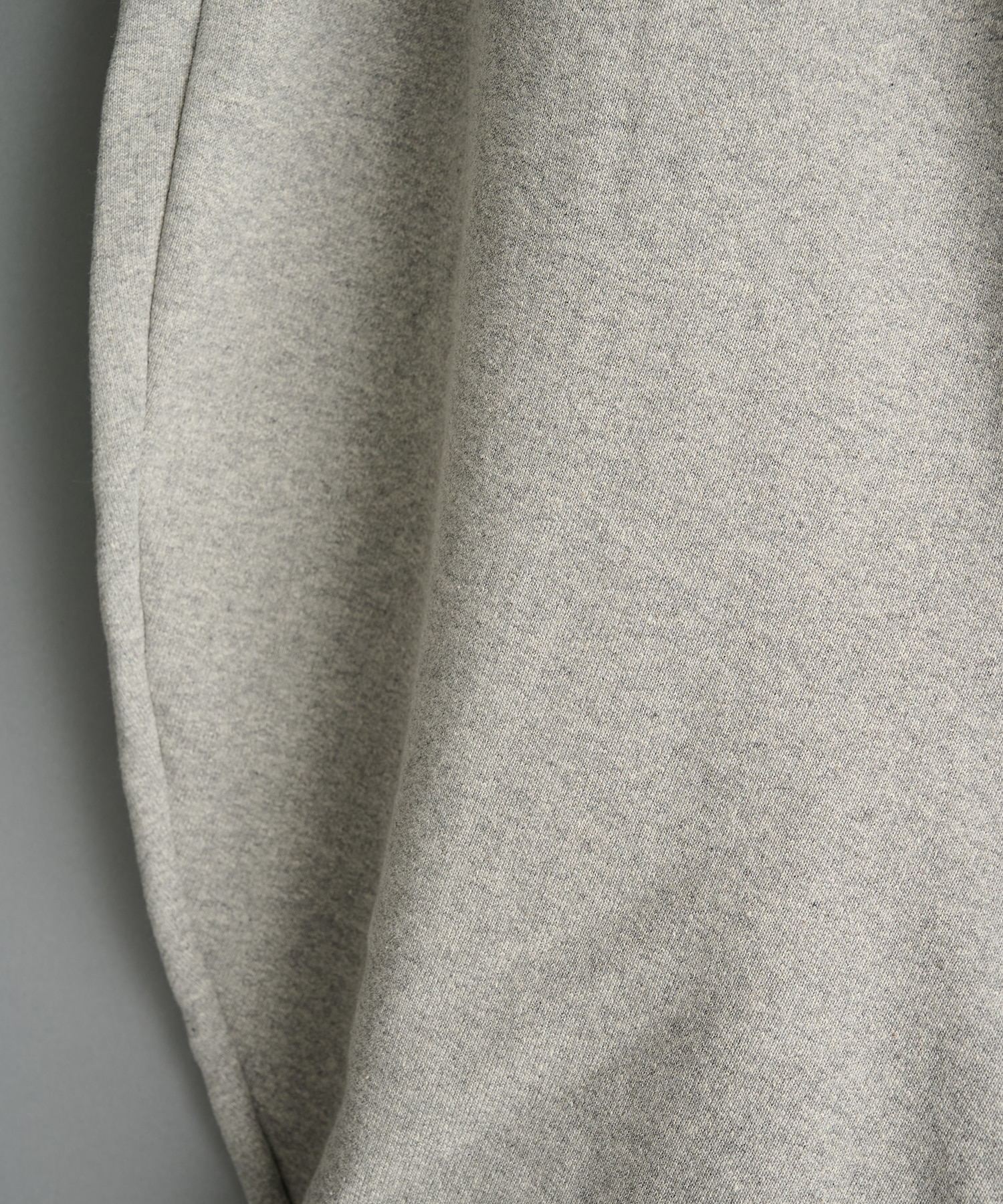 Twist Sweat Pants  OPPOSE DUALITY