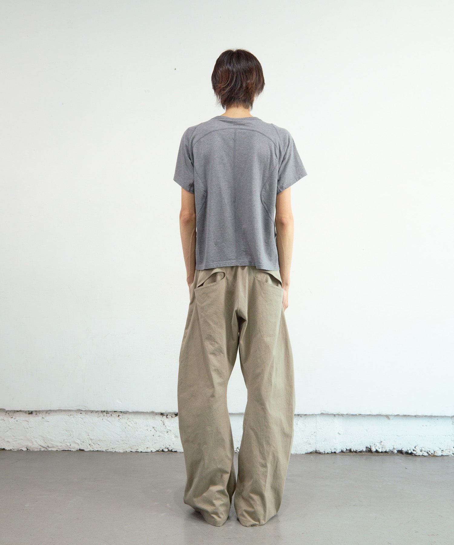 2TUCKED CURVED LEG TROUSERS NVRFRGT