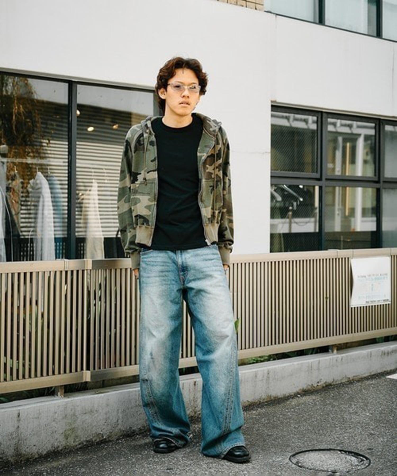 3D TWISTED WIDE LEG JEANS NVRFRGT