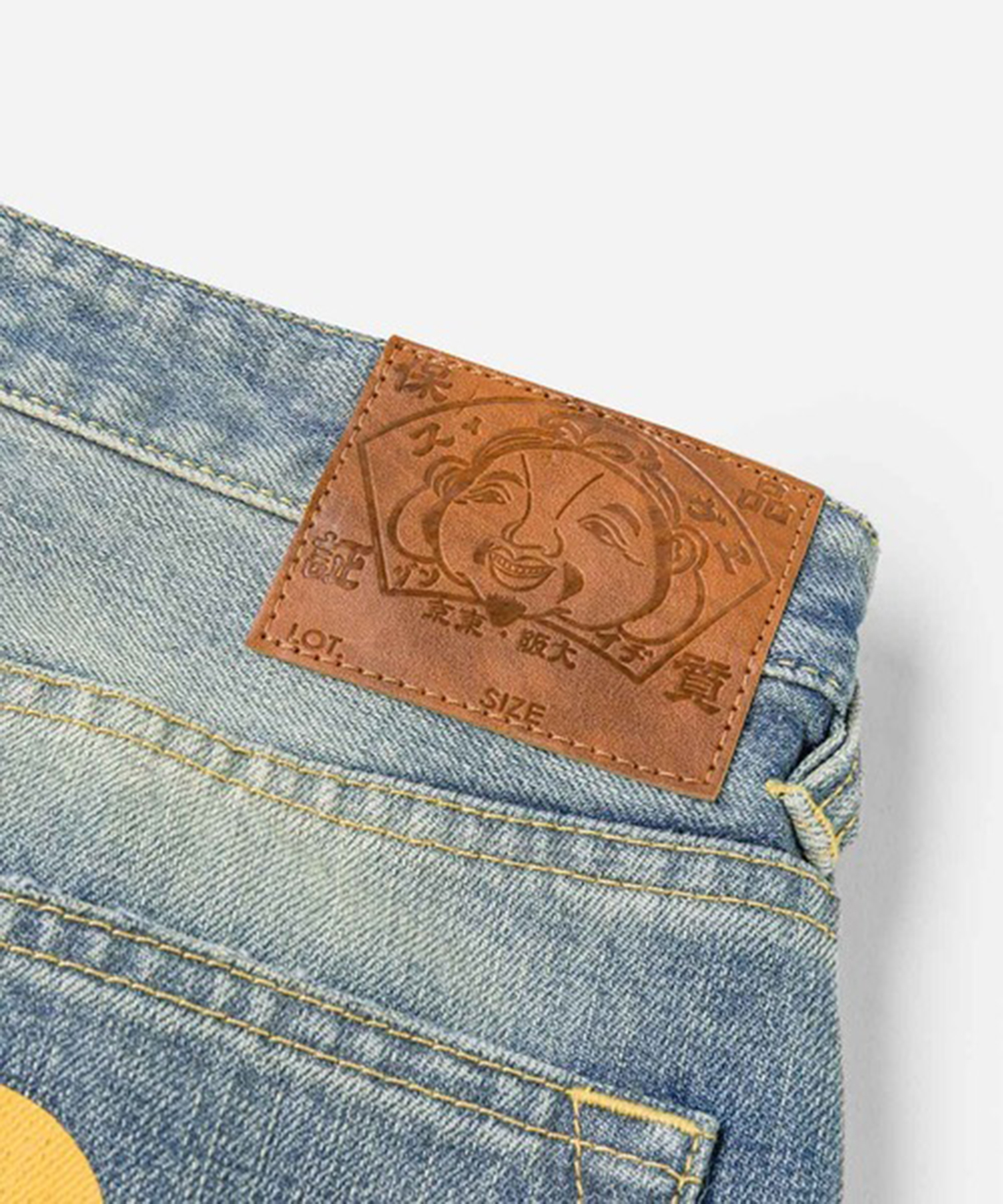 EJ 5P DISTRESSED JEANS EVISU