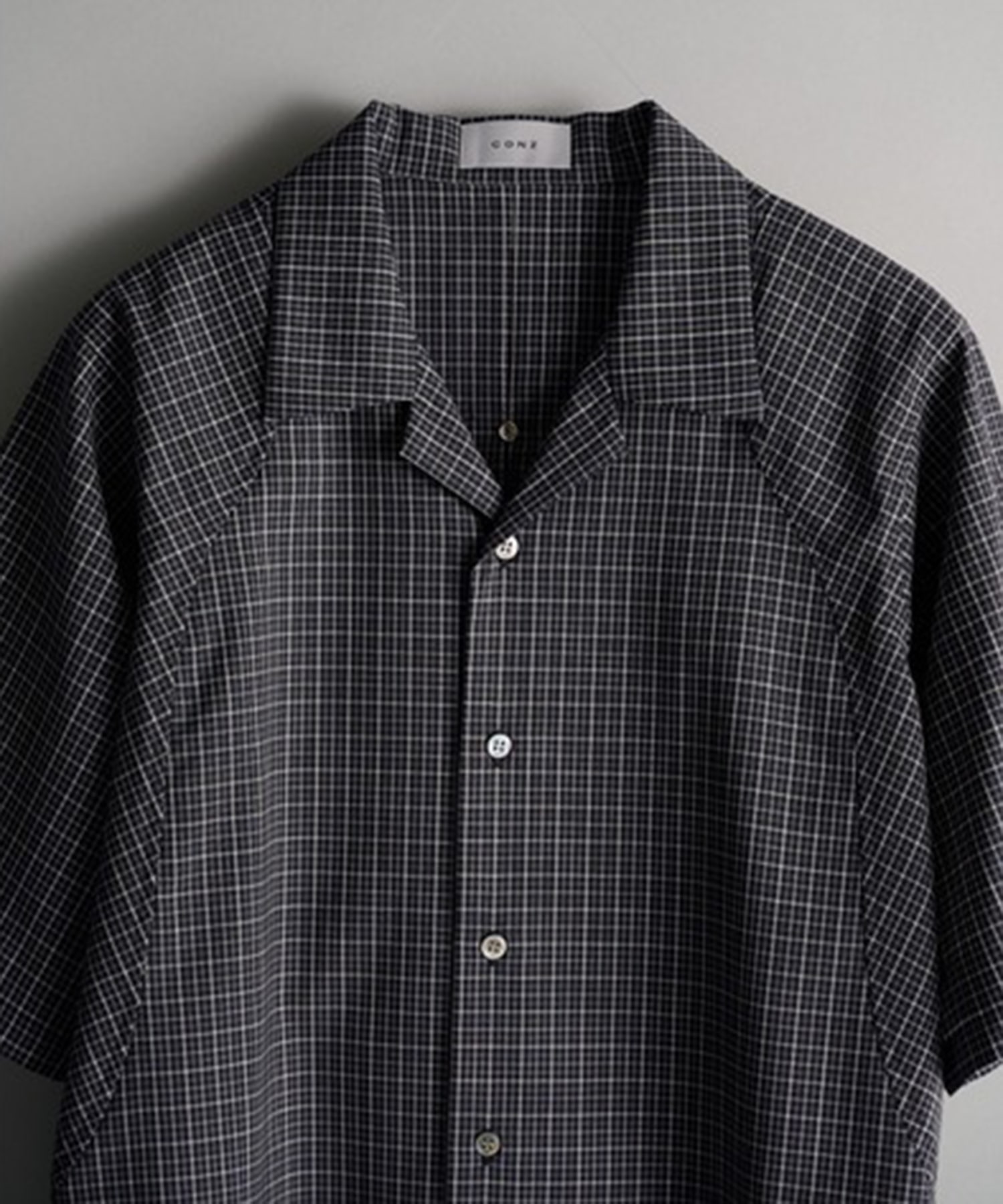 cropped open collar short sleeve shirt check CONZ