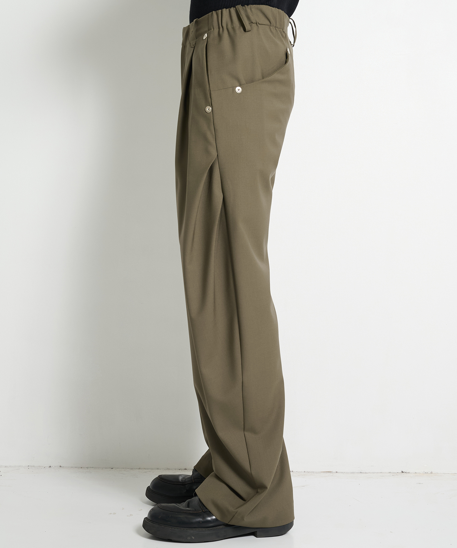 curve leg trousers 2.0 CONZ