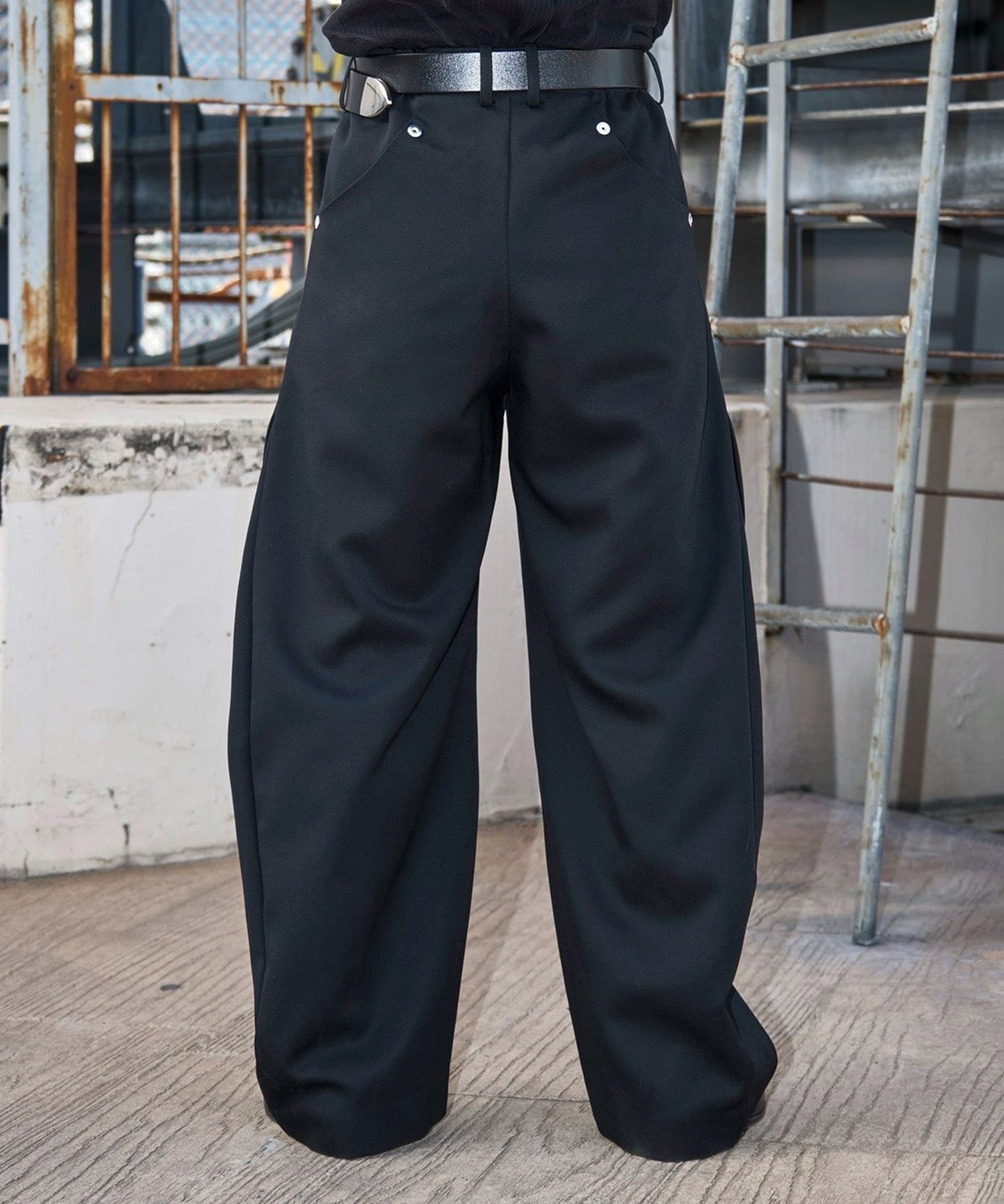 curve leg trousers GABA CONZ