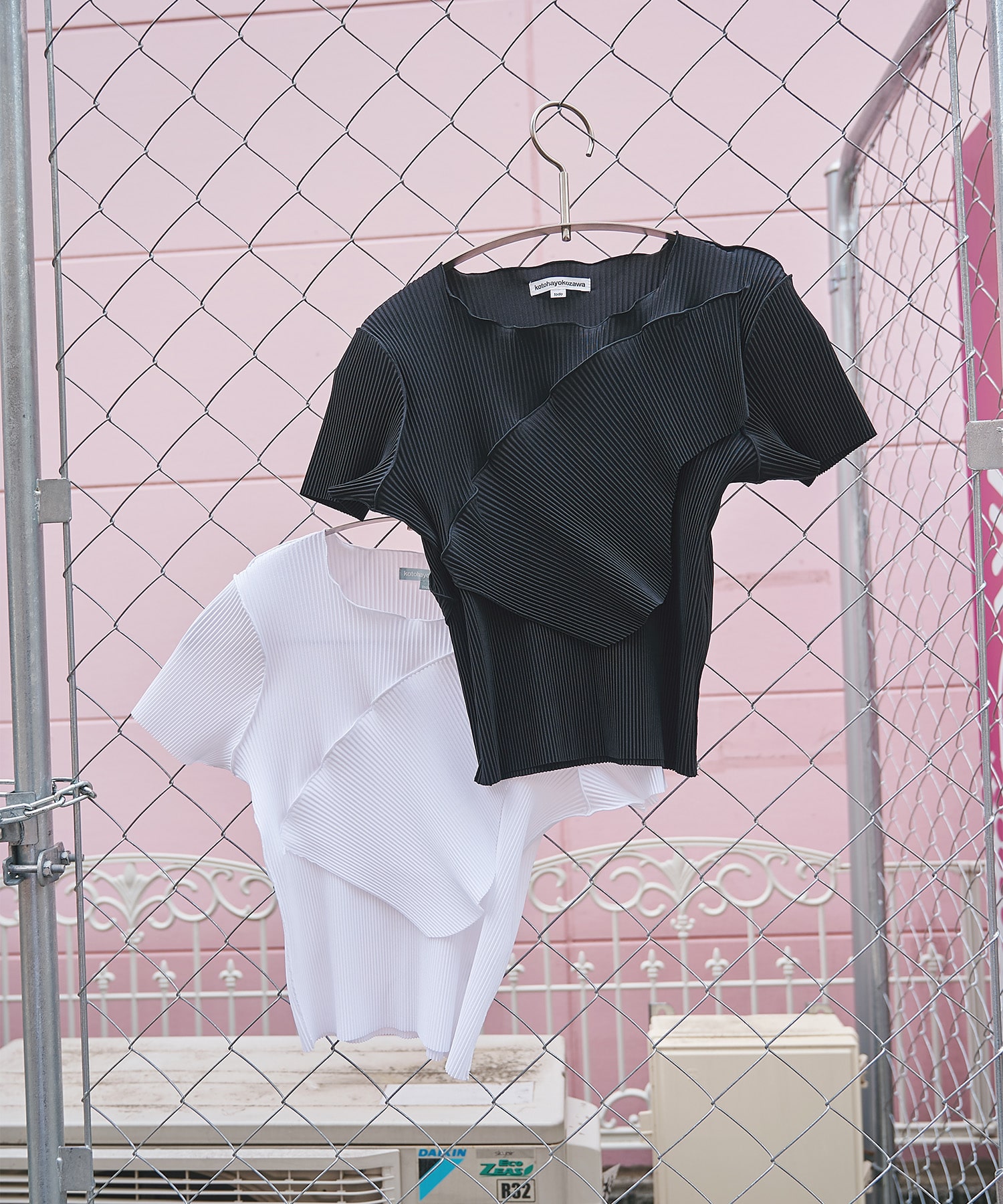 TODO WAVE TINY TOP SHORT SLEEVE kotohayokozawa