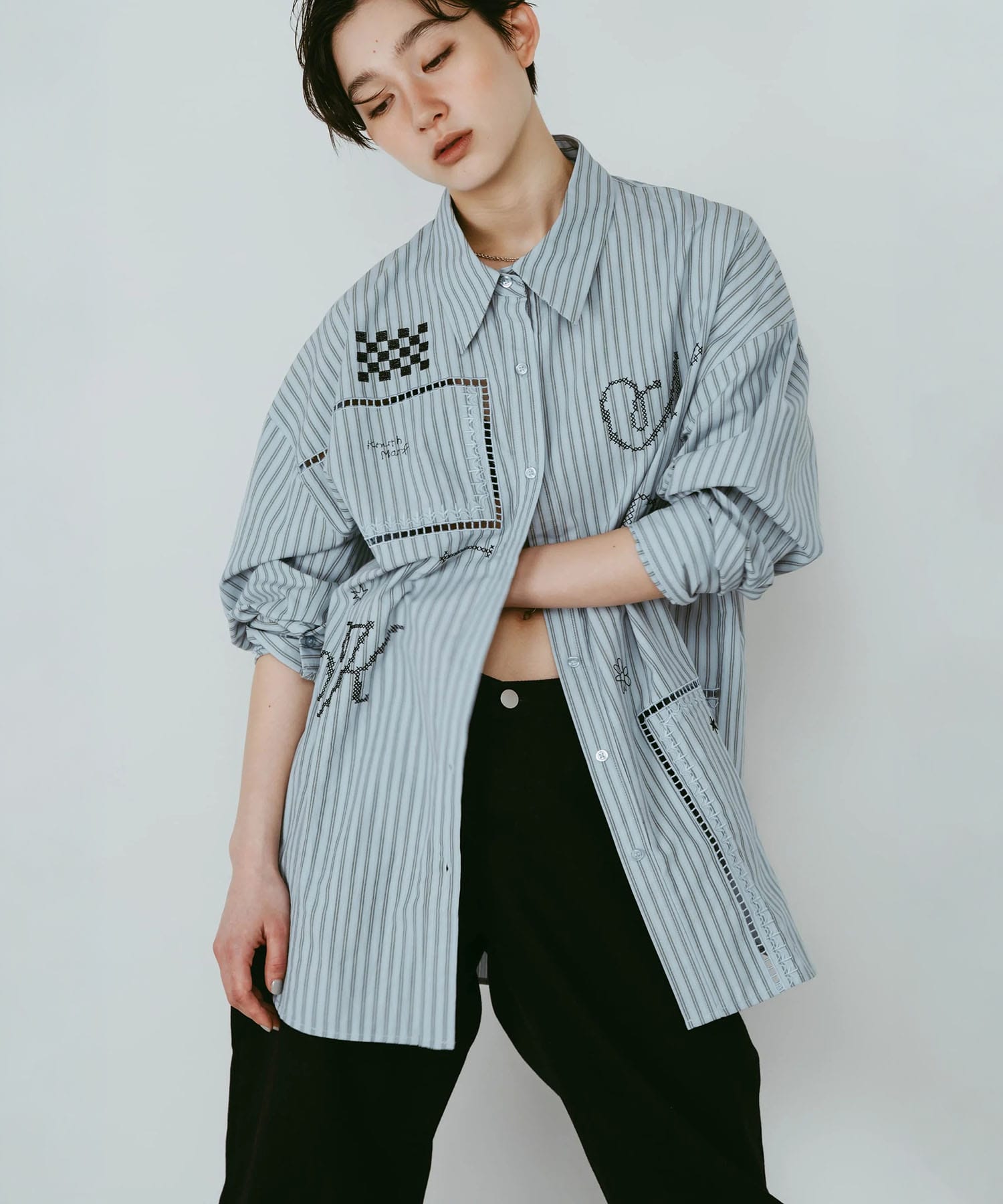 embroidered shirt(unisex) 