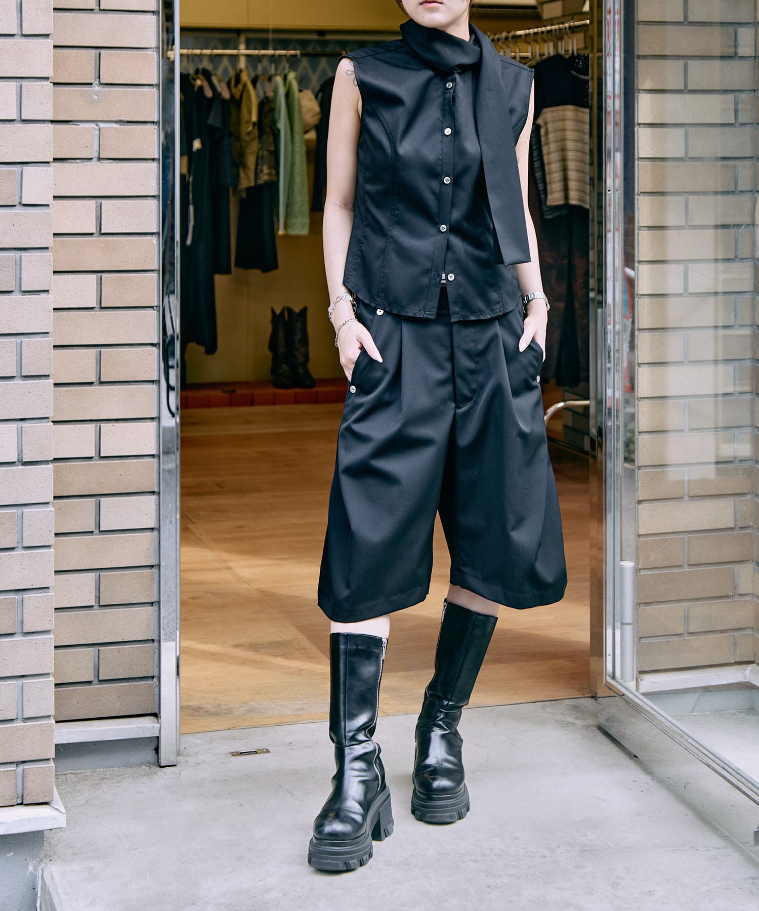 tied sleeve-less shirt CONZ