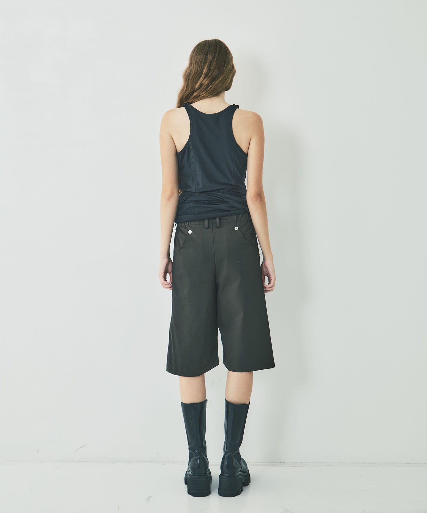 curve leg wide shorts CONZ