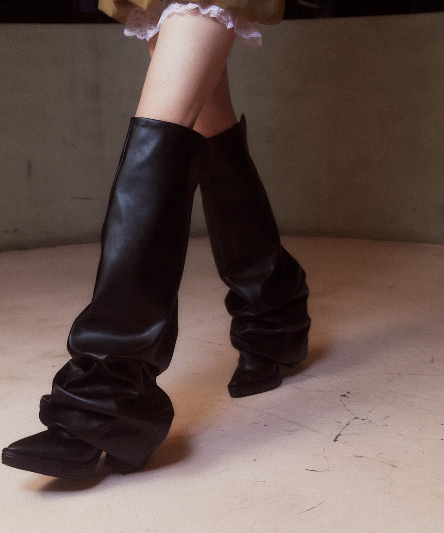 Melted Thigh Boots POOLDE