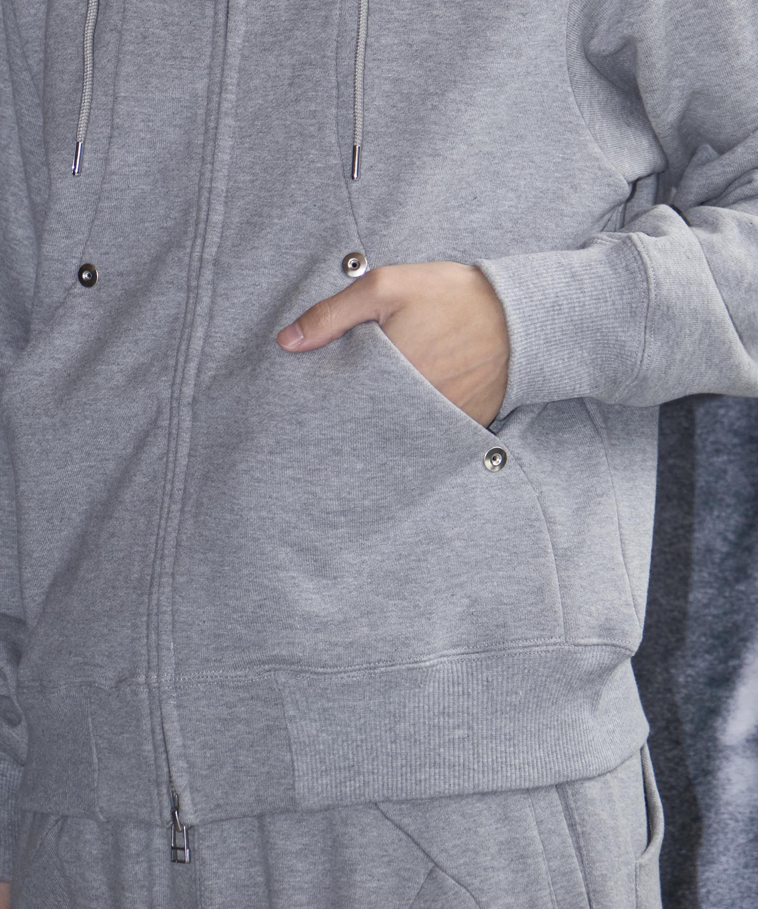 SHORT ZIP HOODIE CONZ