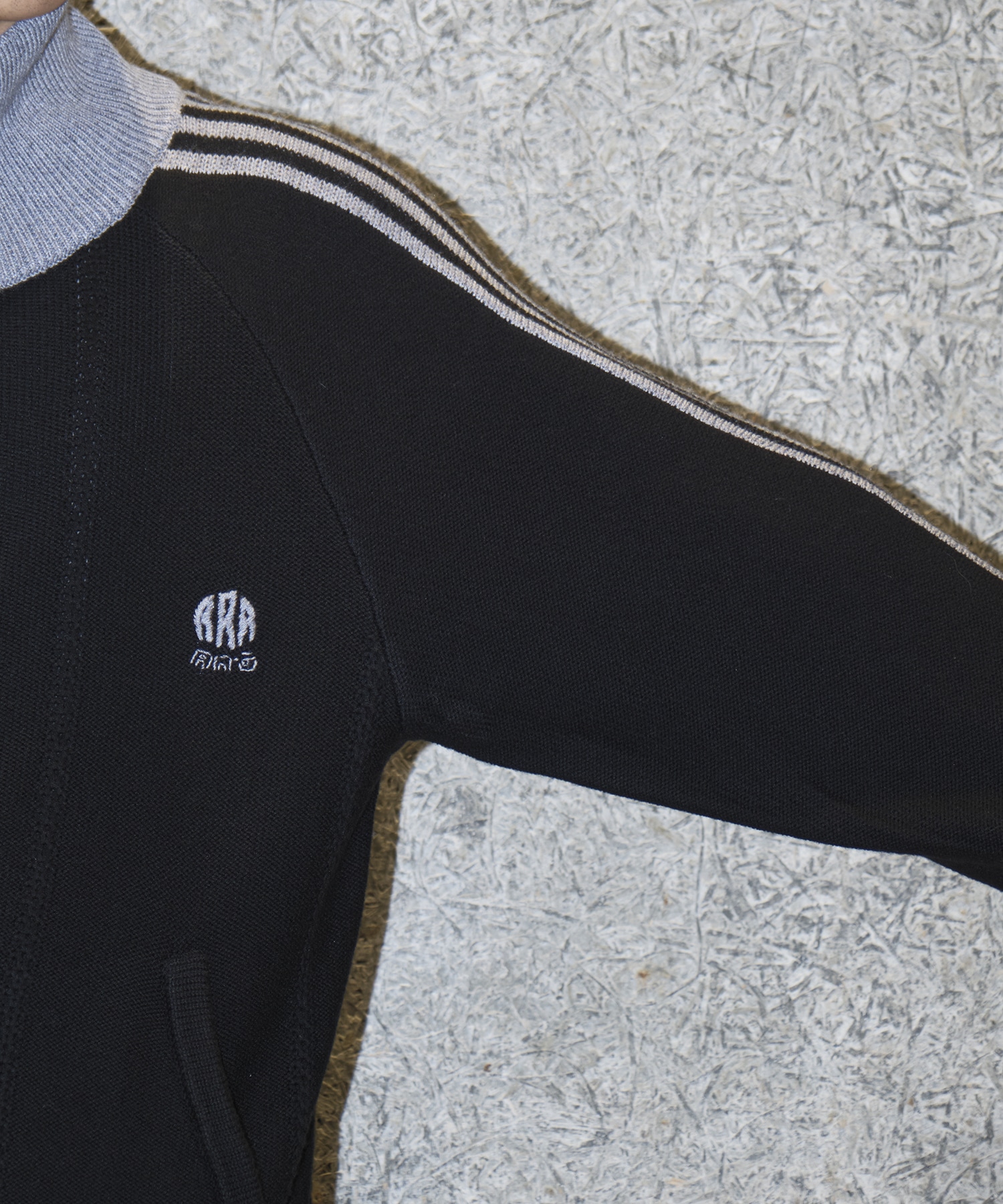 KNITTED TRACK JACKET RICE NINE TEN