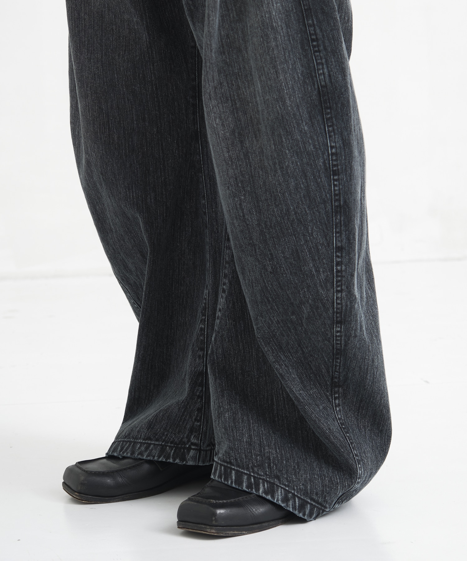 COLOR DYED SLAB CRVED DENIM CONZ