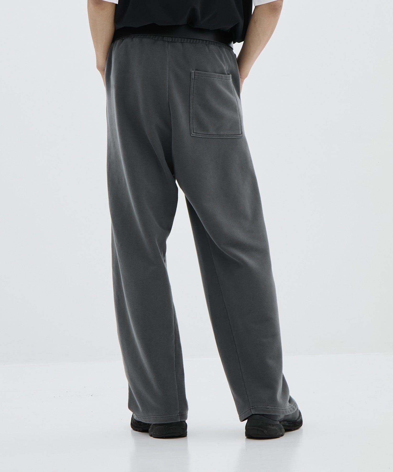UMBRO 3D FADE SWEAT PANTS JieDa