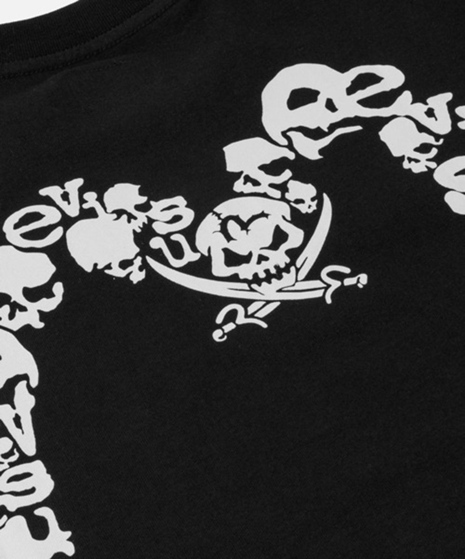 HT DISTRESSED CAMO DAICOCK T-SHIRT EVISU