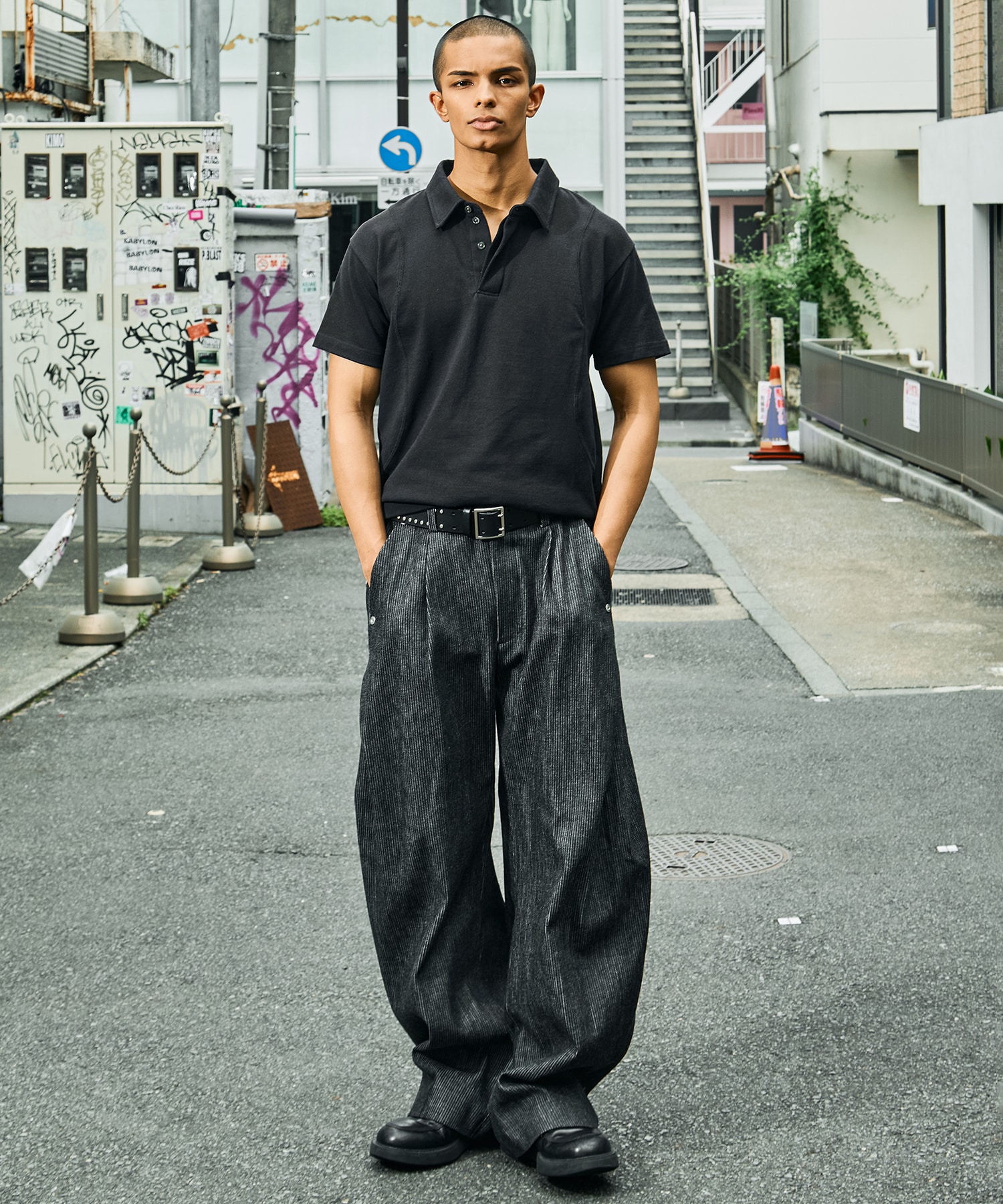 curve leg trousers pique denim CONZ