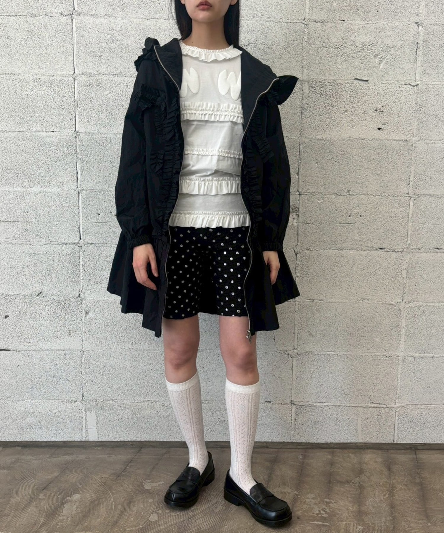 Nylon frilled mountain parka naokitomizuka