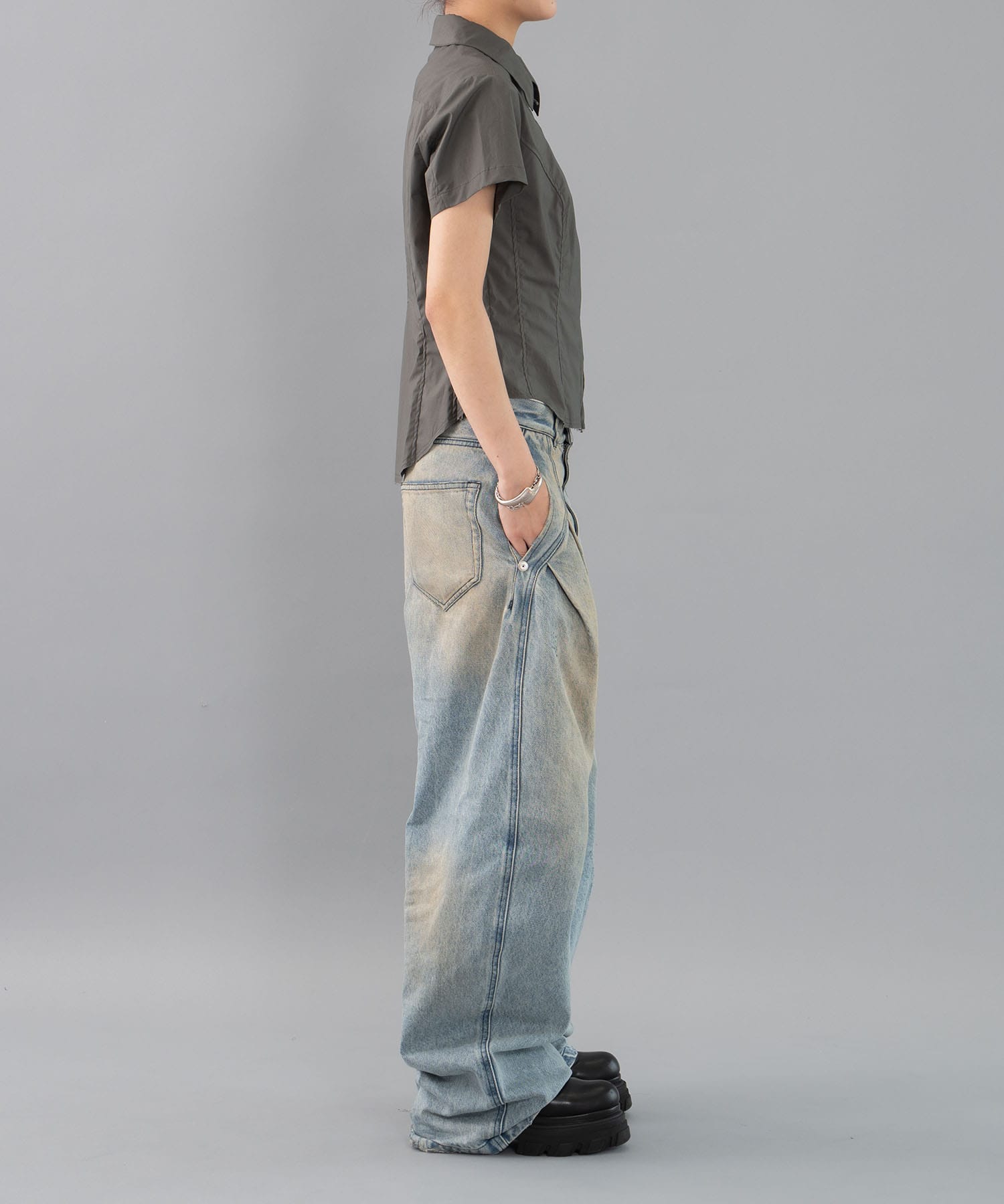 fitted zip up shirt short sleeve CONZ