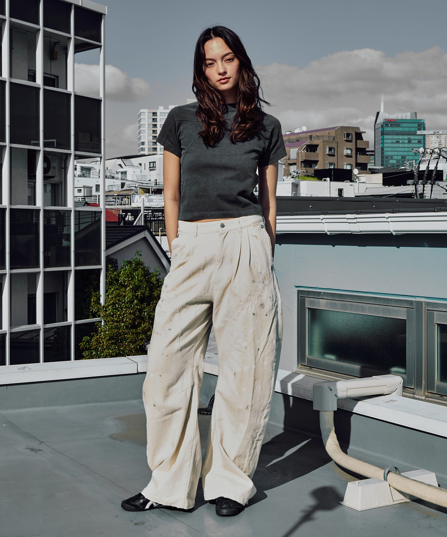 paint curved jeans CONZ
