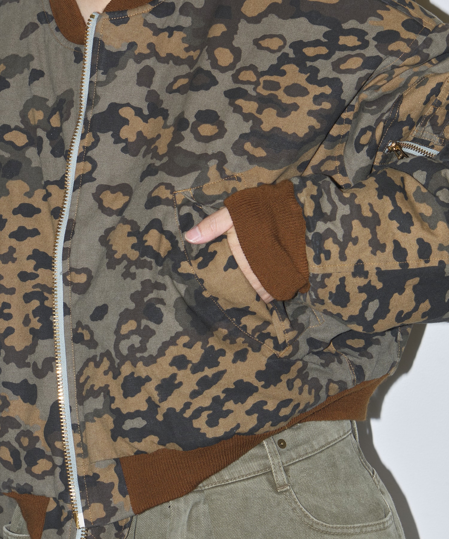 Third Way Cropped Bomber LES SIX