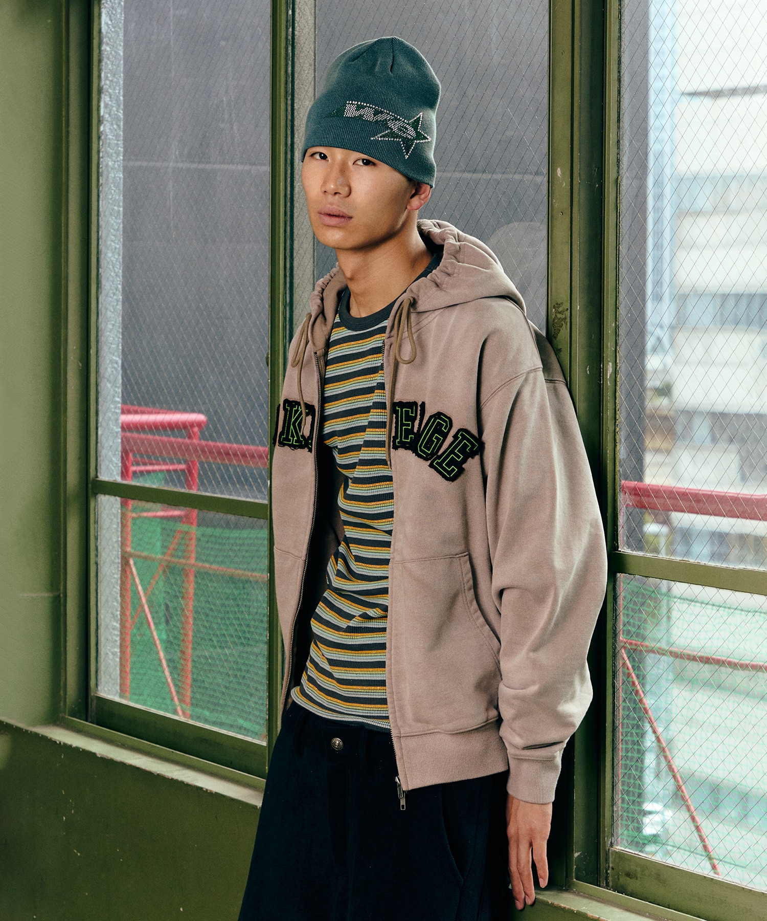 Faded Embroidery Zip Up Hoodie WOKE EDGE