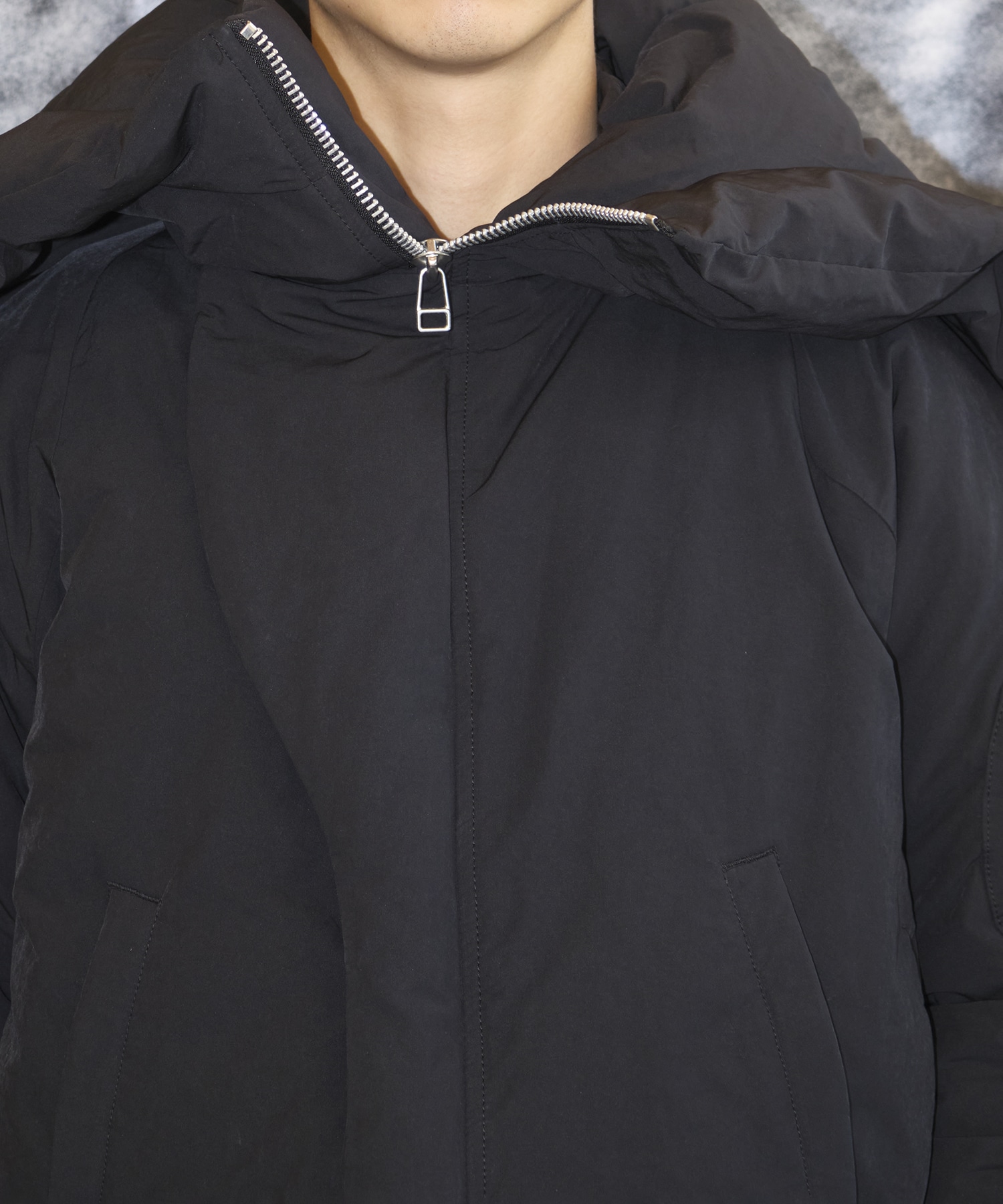 HOODED PUFFER JACKET NVRFRGT