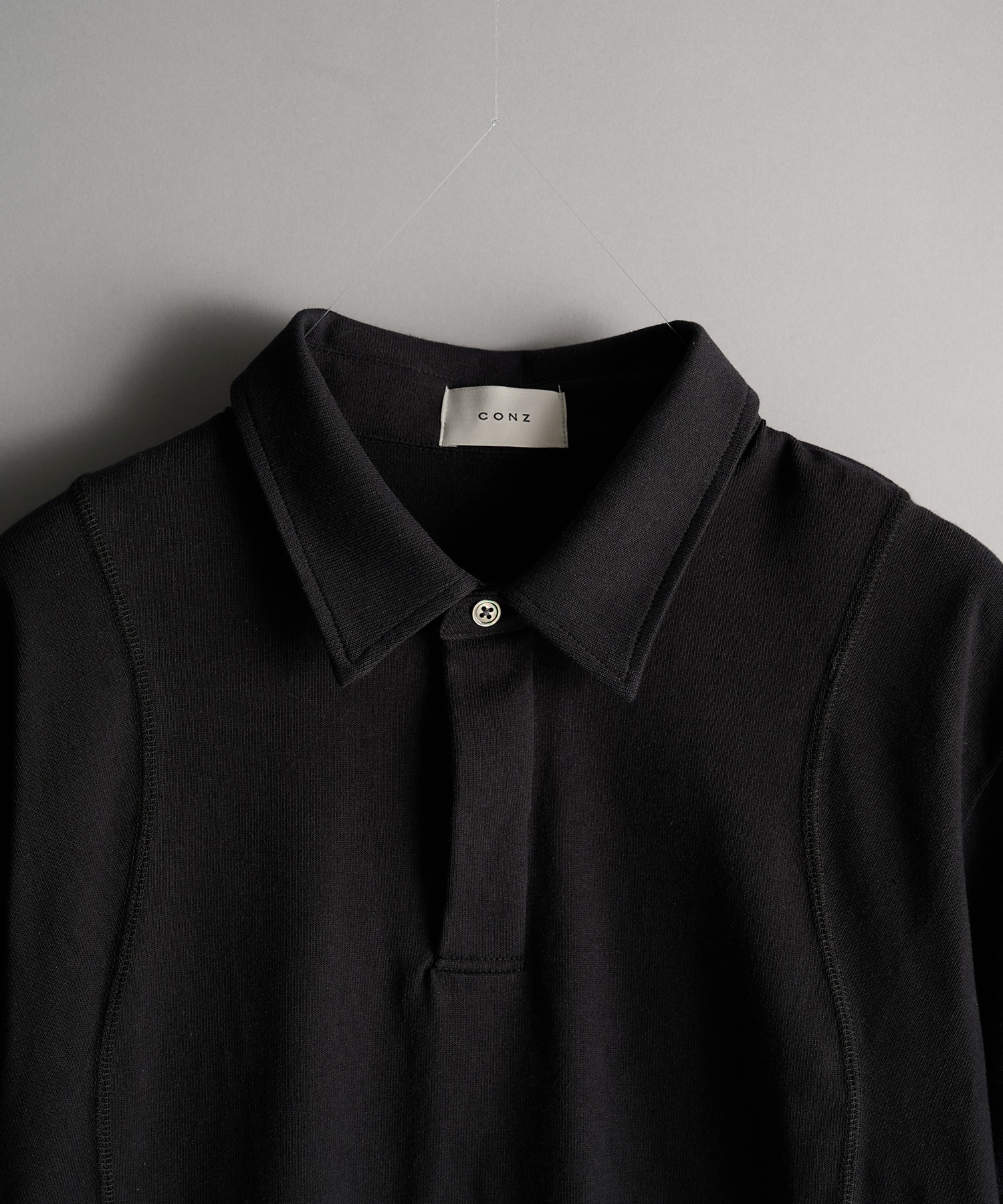 fly front polo CONZ