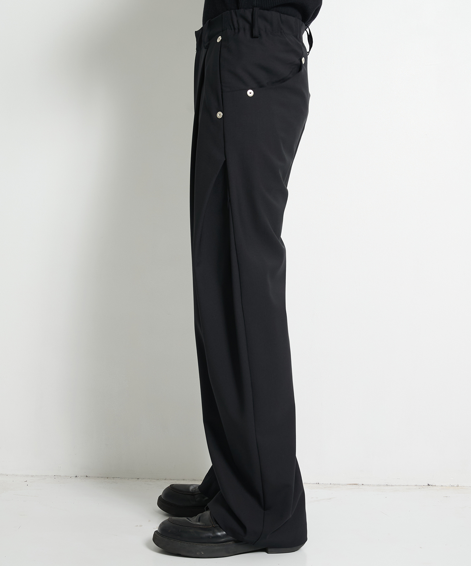 curve leg trousers 2.0 CONZ