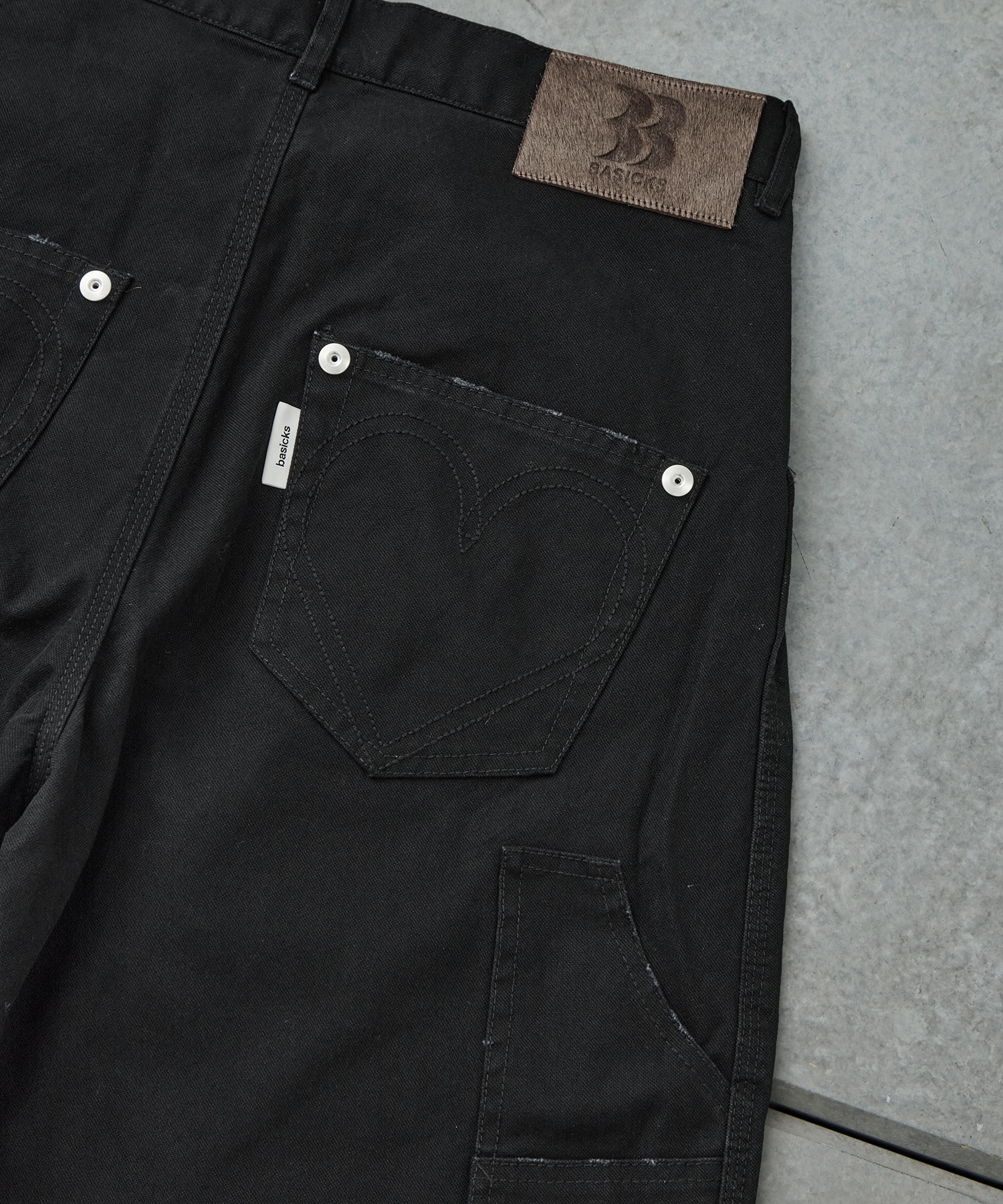 BASICKS×duck double knee curve leg shorts CONZ