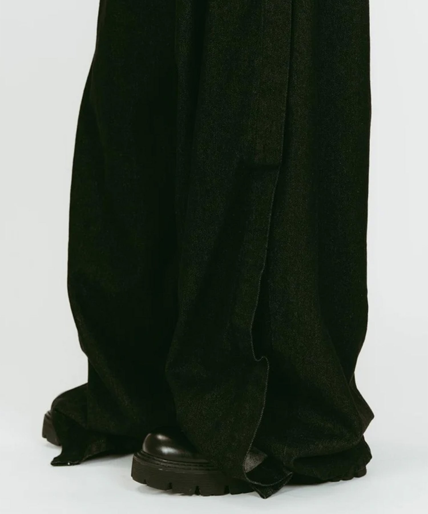 cling drape denim pants(unisex) Knuth Marf