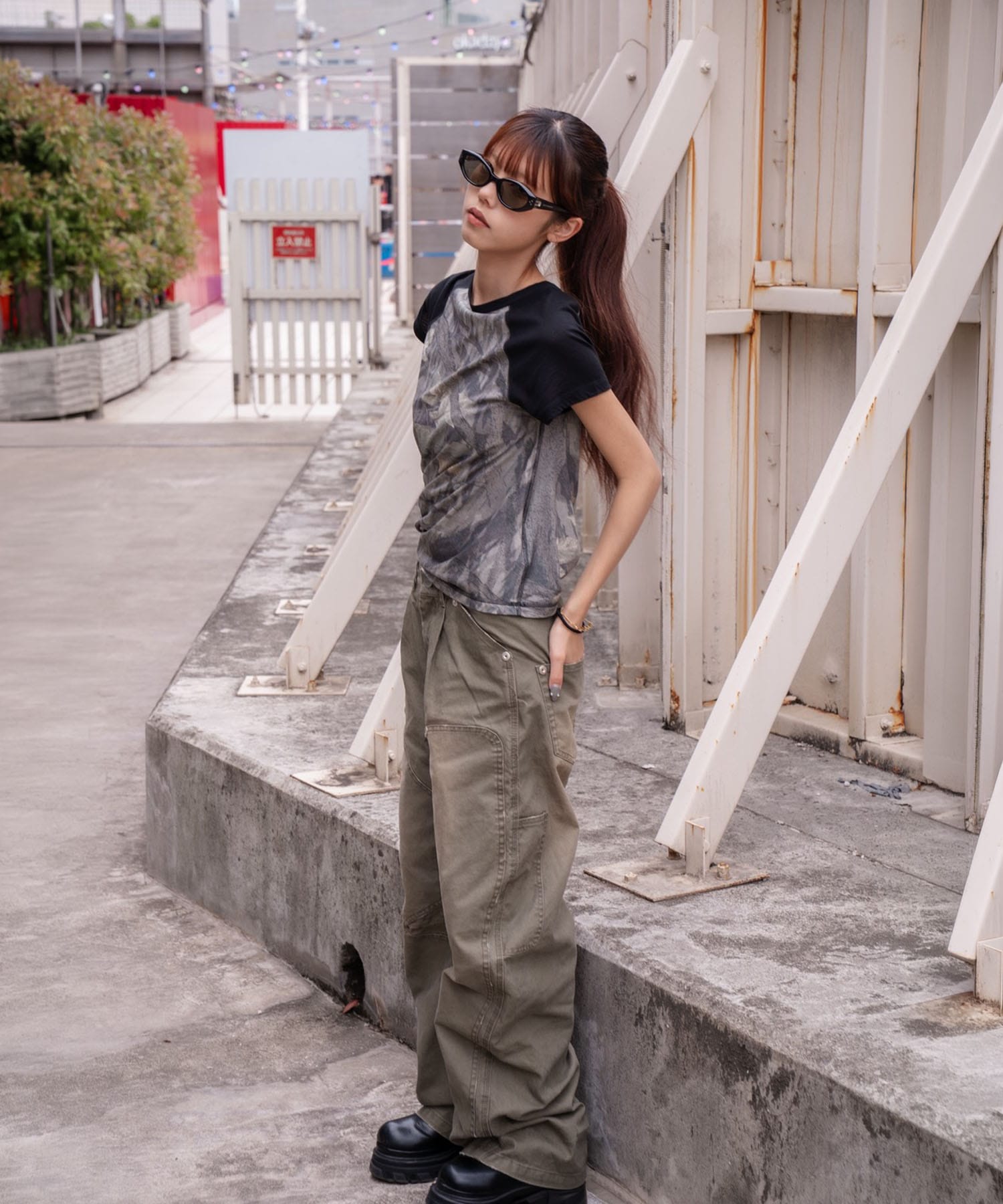 duck double knee curved leg pants CONZ