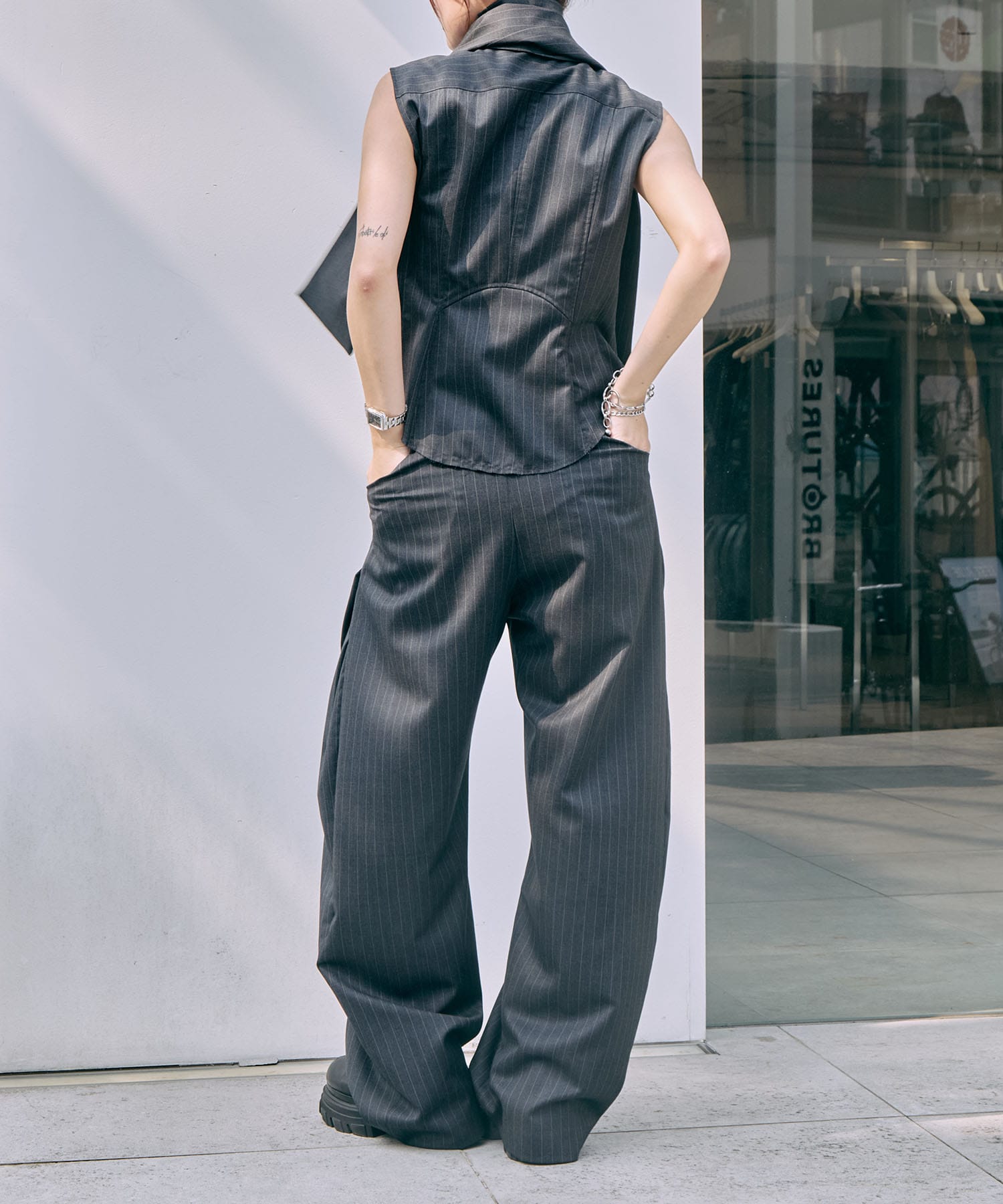 tied sleeve-less shirt CONZ
