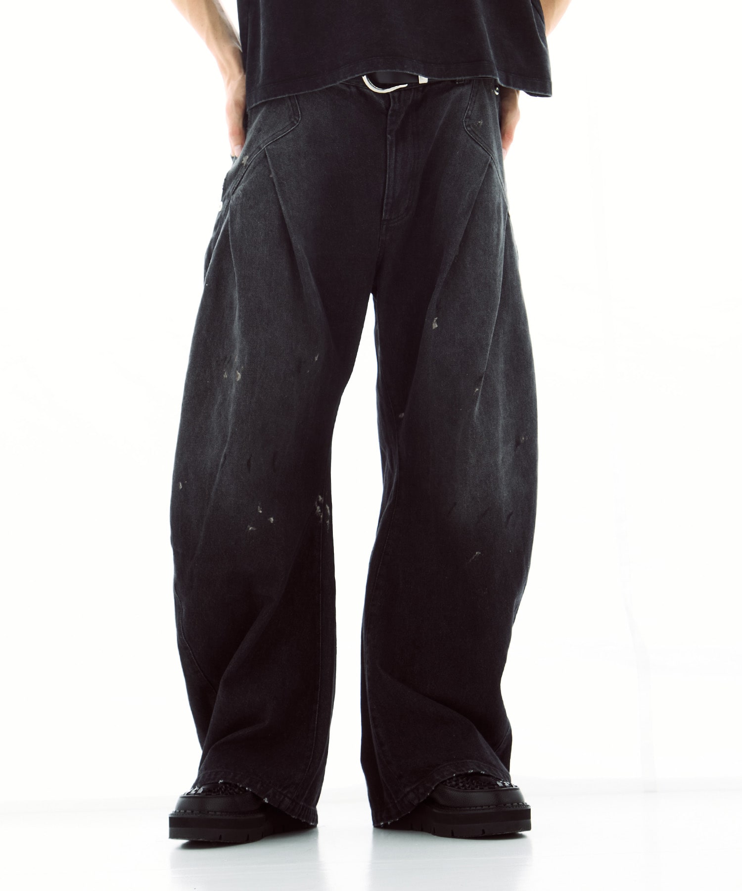 ダークウォッシュカーブデニム(1 BLACK): CONZ: MENS｜CONZ