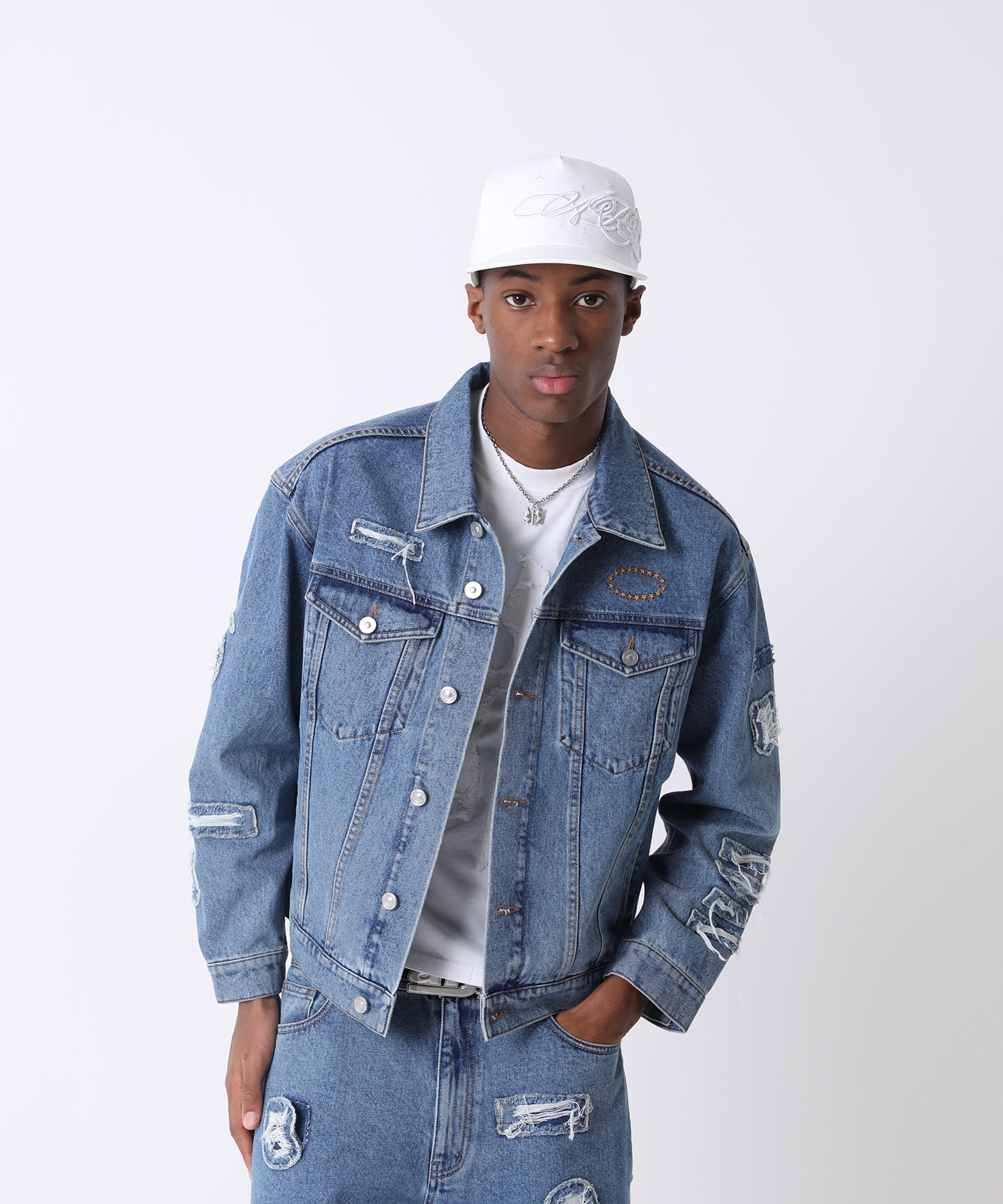 OVERSIZED PATCHED DENIM JACKET