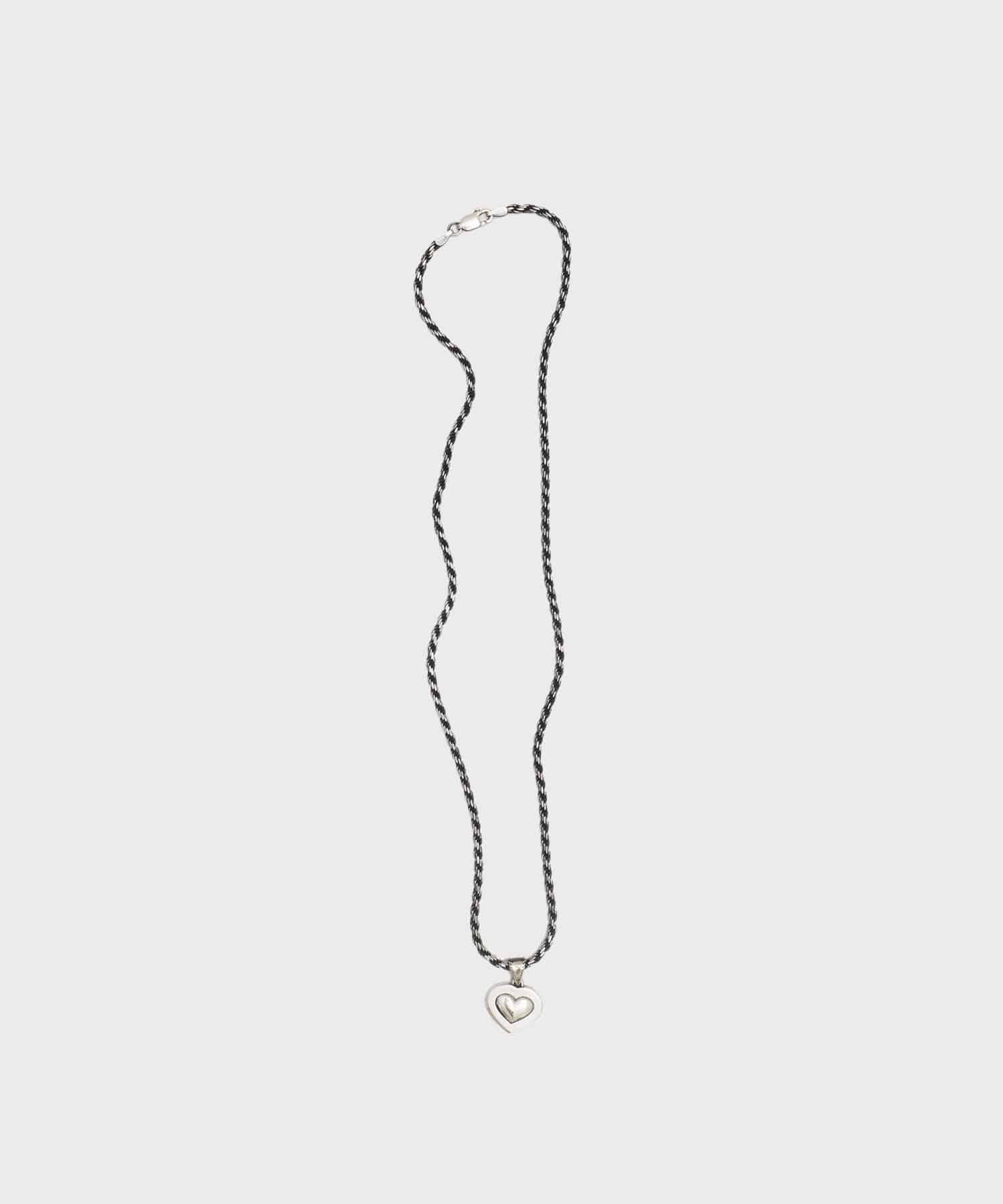 HEART NECKLESS