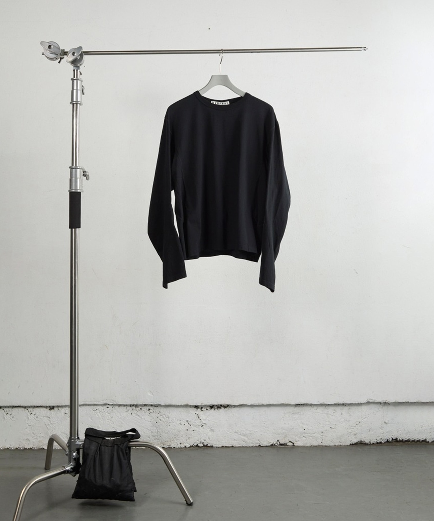 LONG SLEEVE T SHIRT