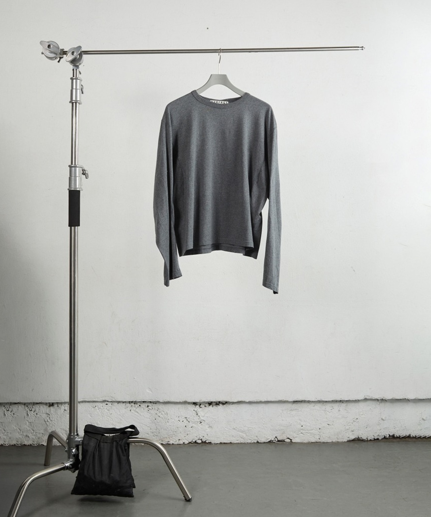 LONG SLEEVE T SHIRT