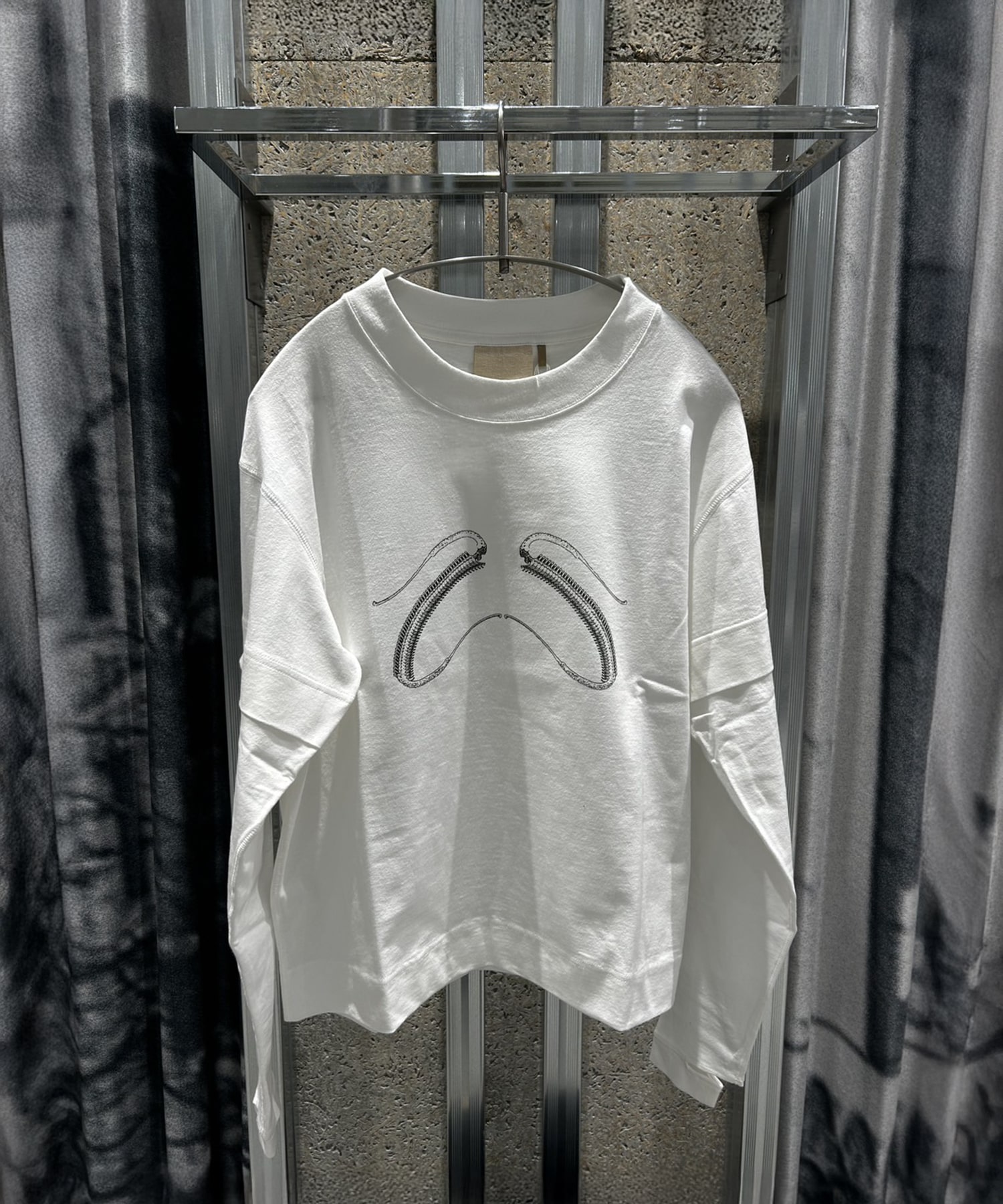 25 LS TEE ×jinjinneedle