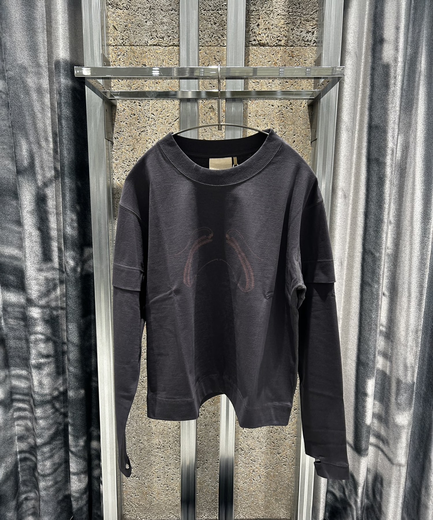 25 LS TEE ×jinjinneedle