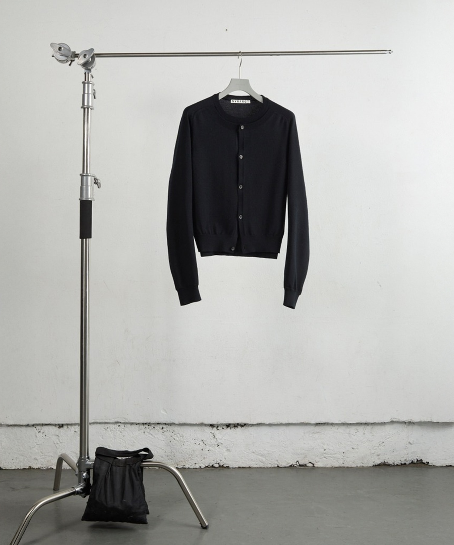 DOUBLE LAYERD SWEATER