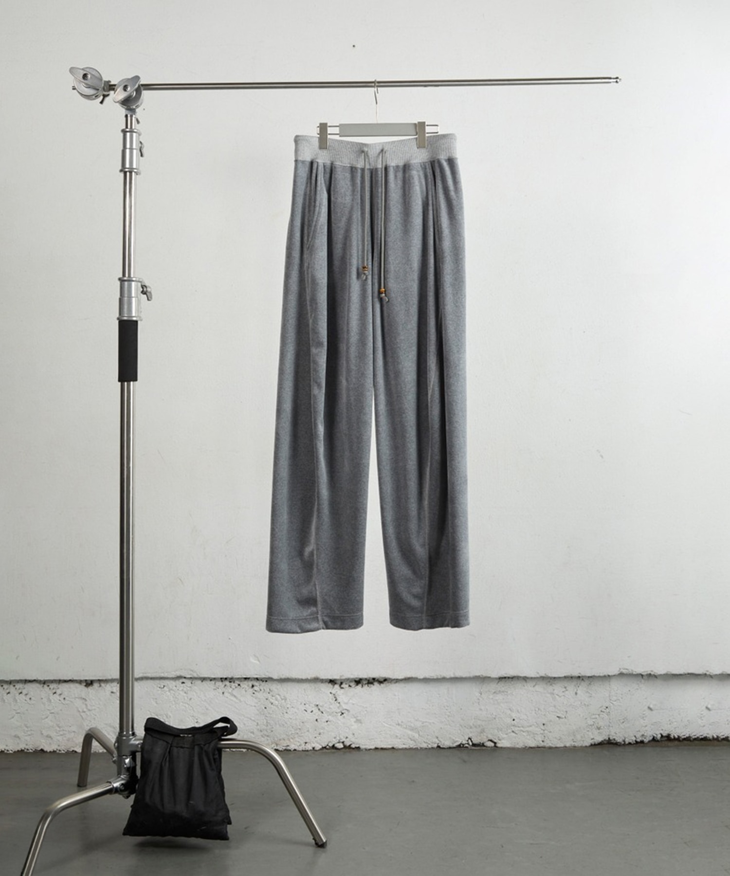 VELOUR 3D TWISTED LOUNGE PANTS