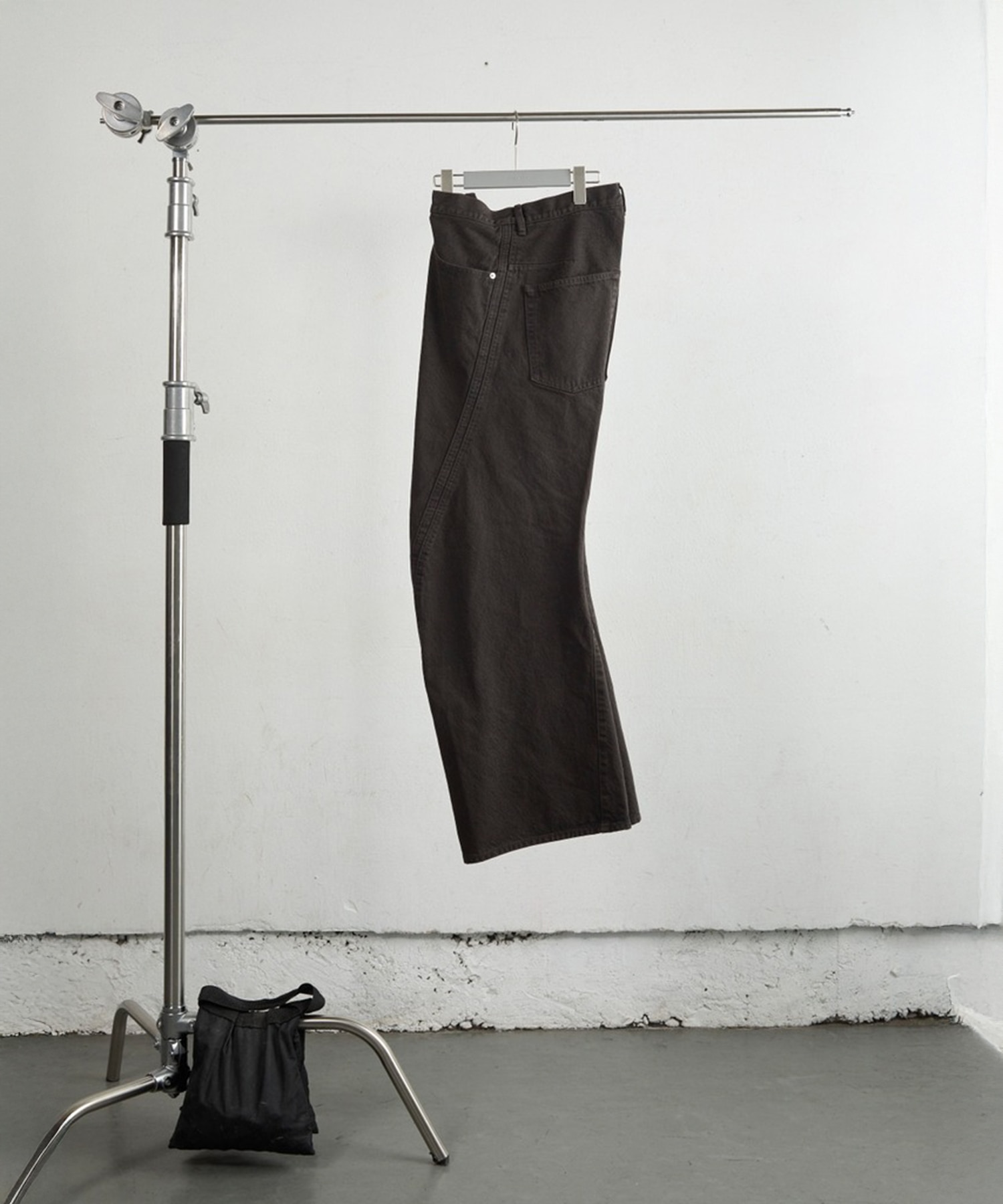 3D TWISTED WIDE LEG JEANS