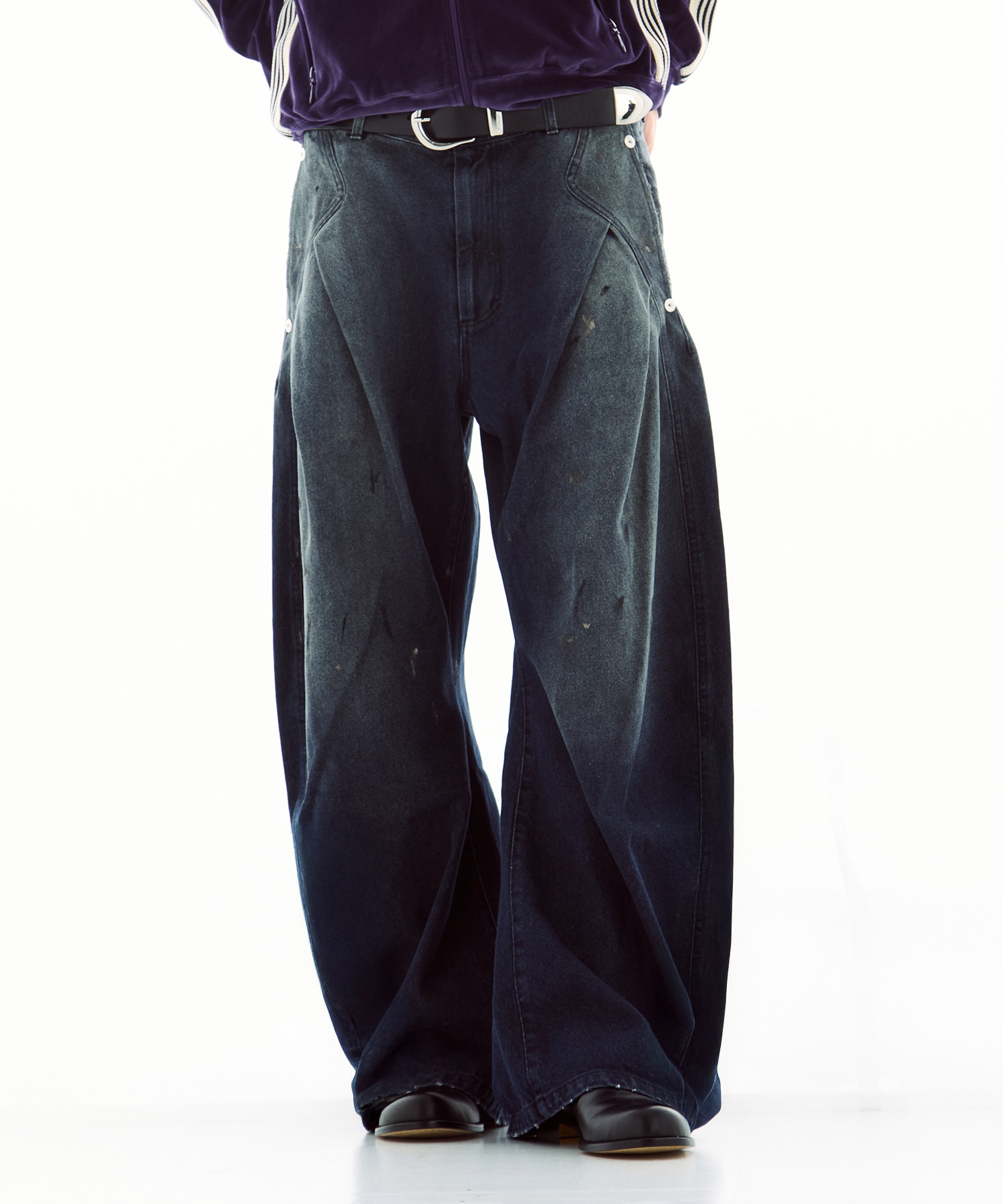 DARK WASH CURVE DENIM