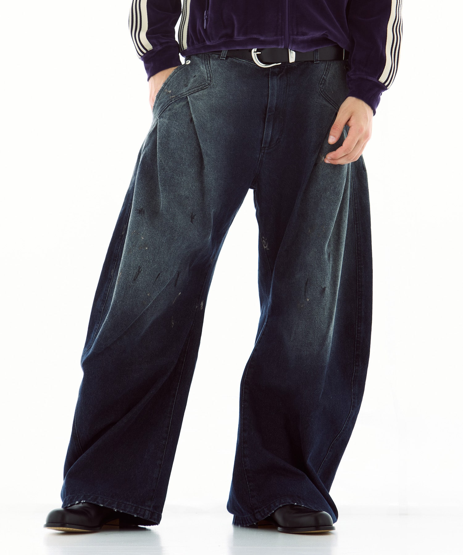 DARK WASH CURVE DENIM