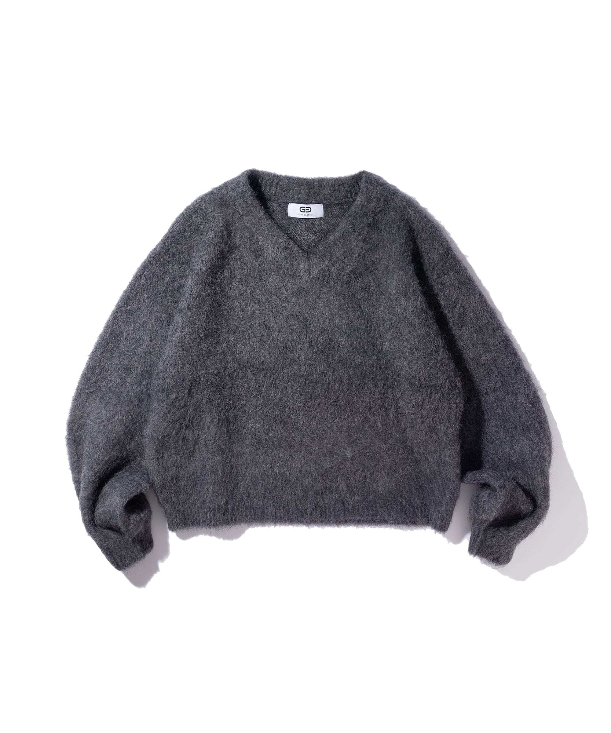 ALPACA V-NECK KNIT SWEATER