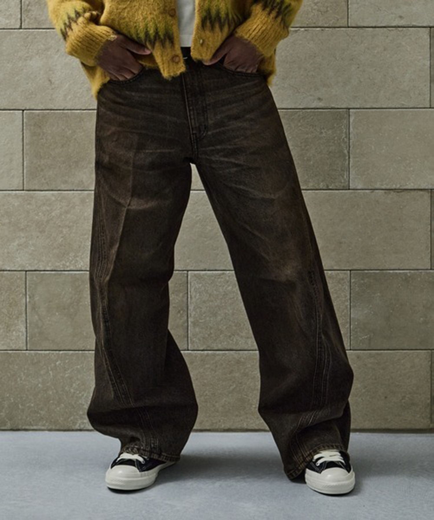 3D TWISTED WIDE LEG JEANS