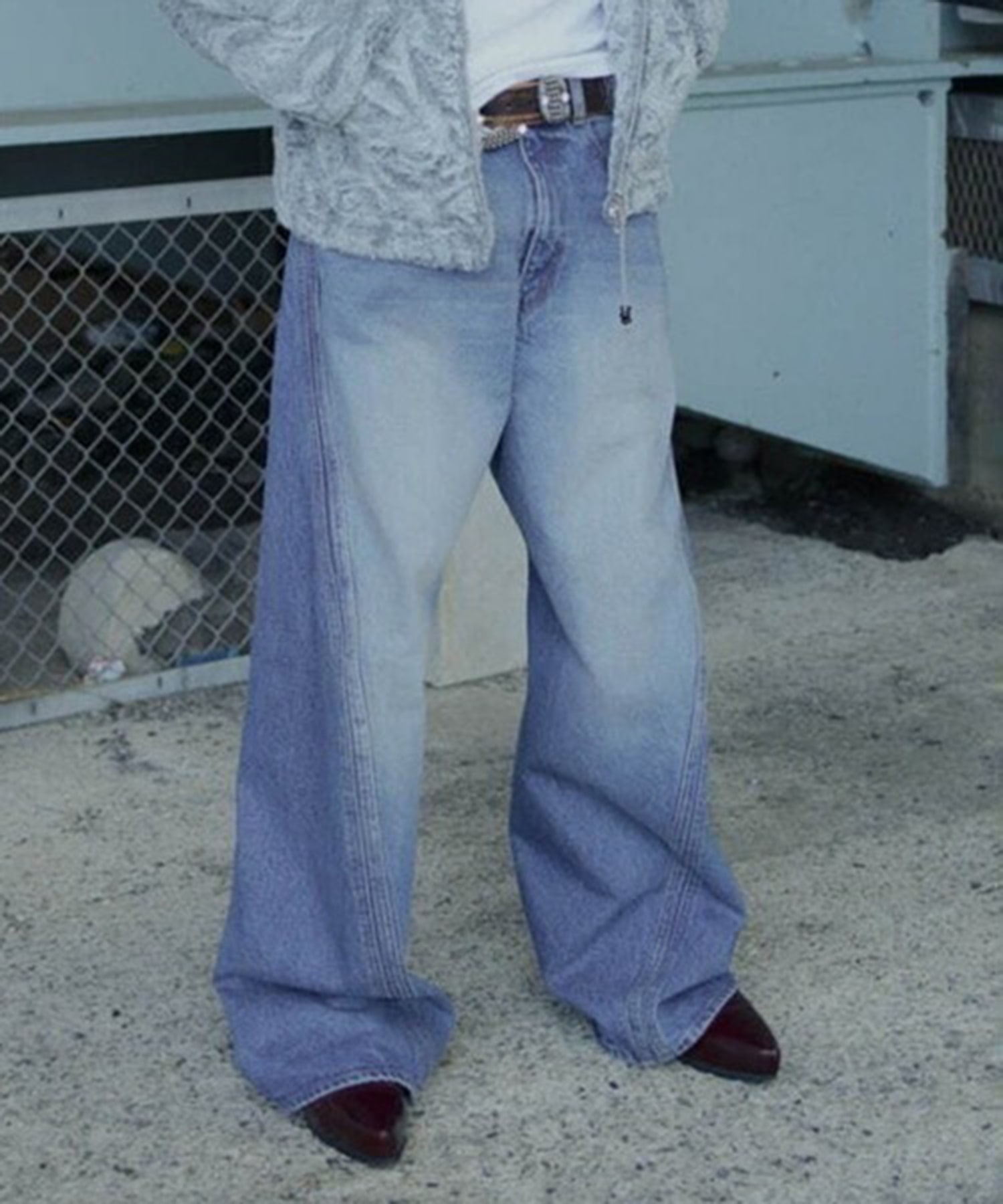 3D TWISTED WIDE LEG JEANS