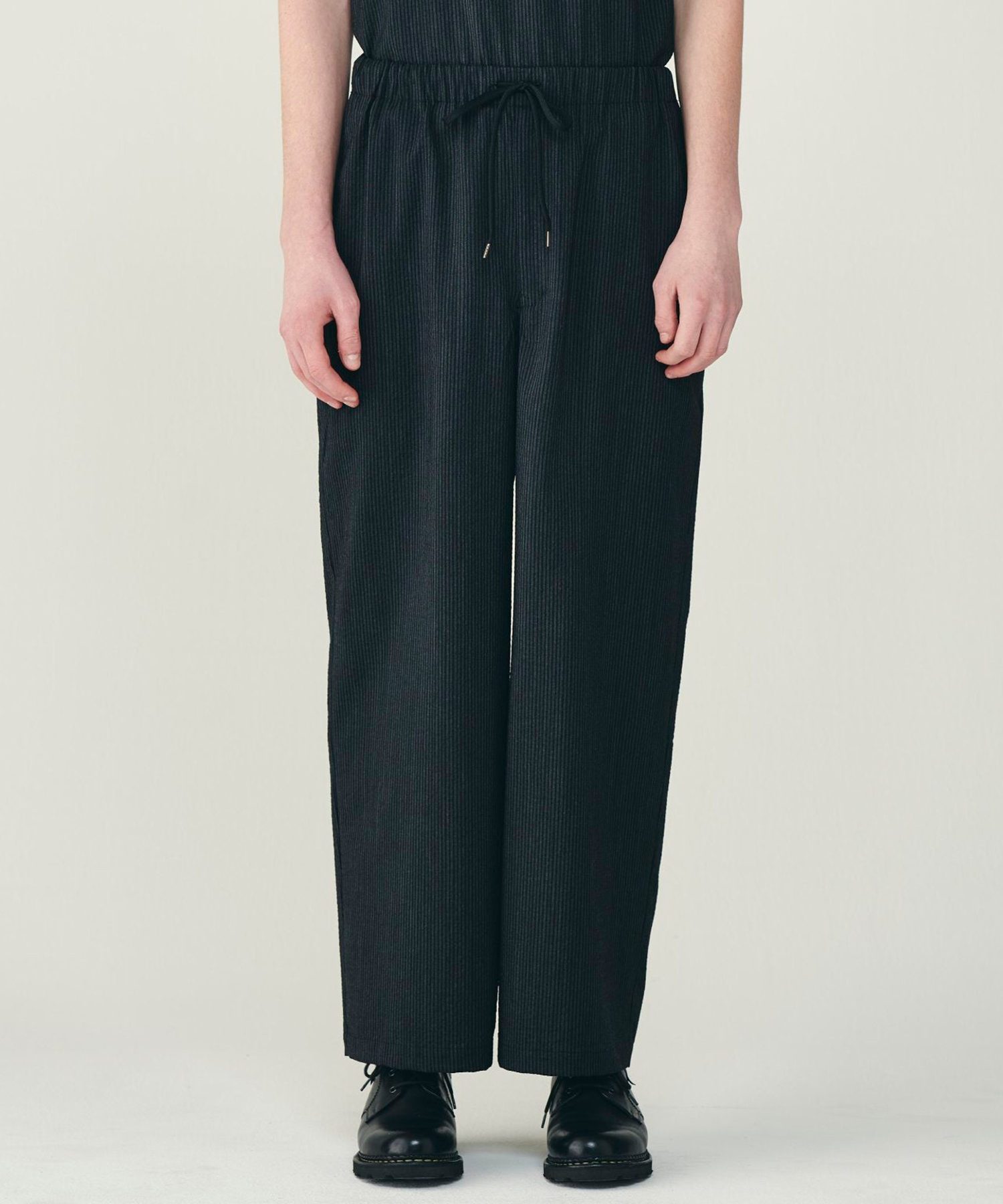 WIDE CYLINDER FIT EASY PANTS